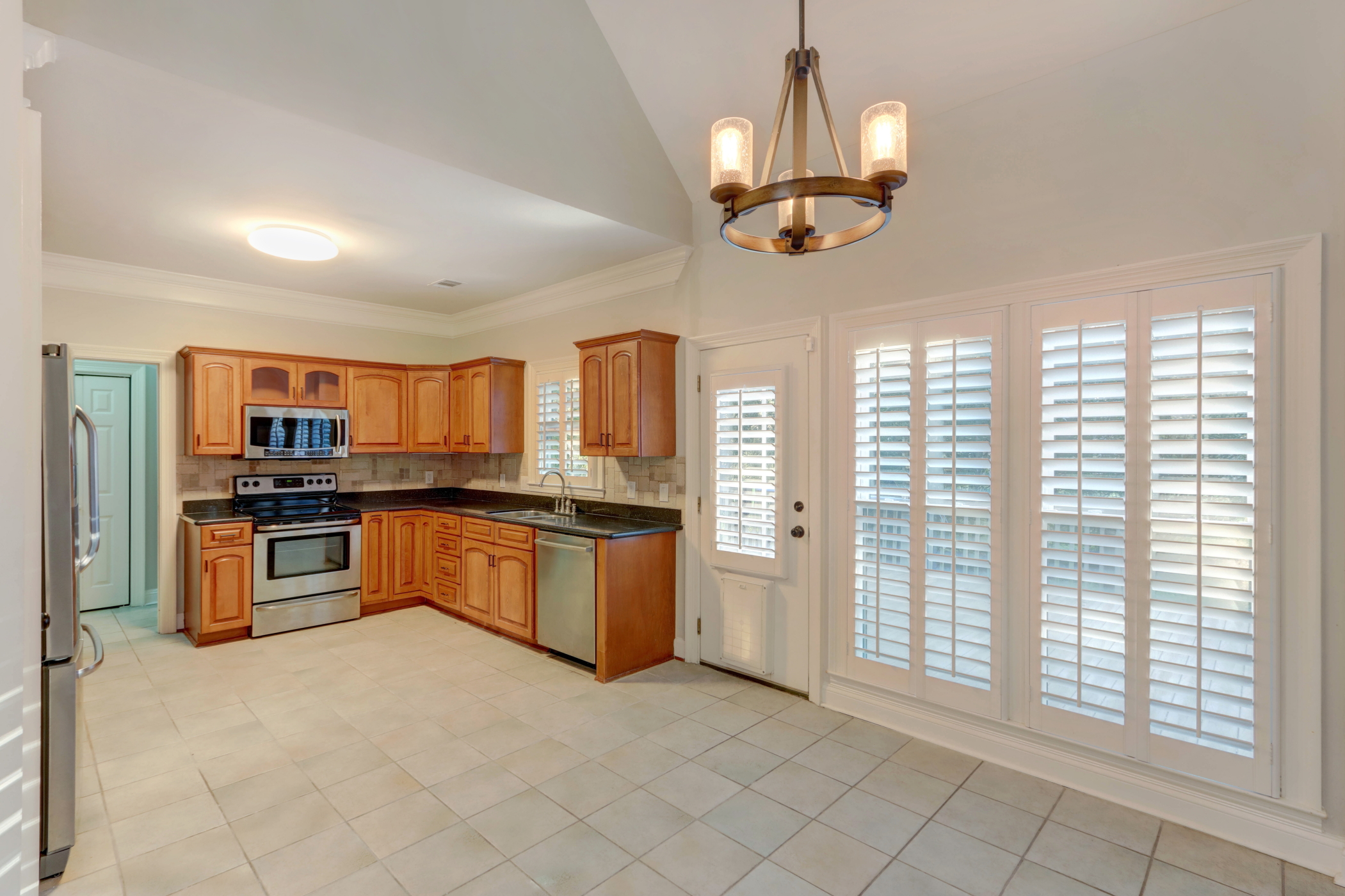 13 Hickory Grove Pt