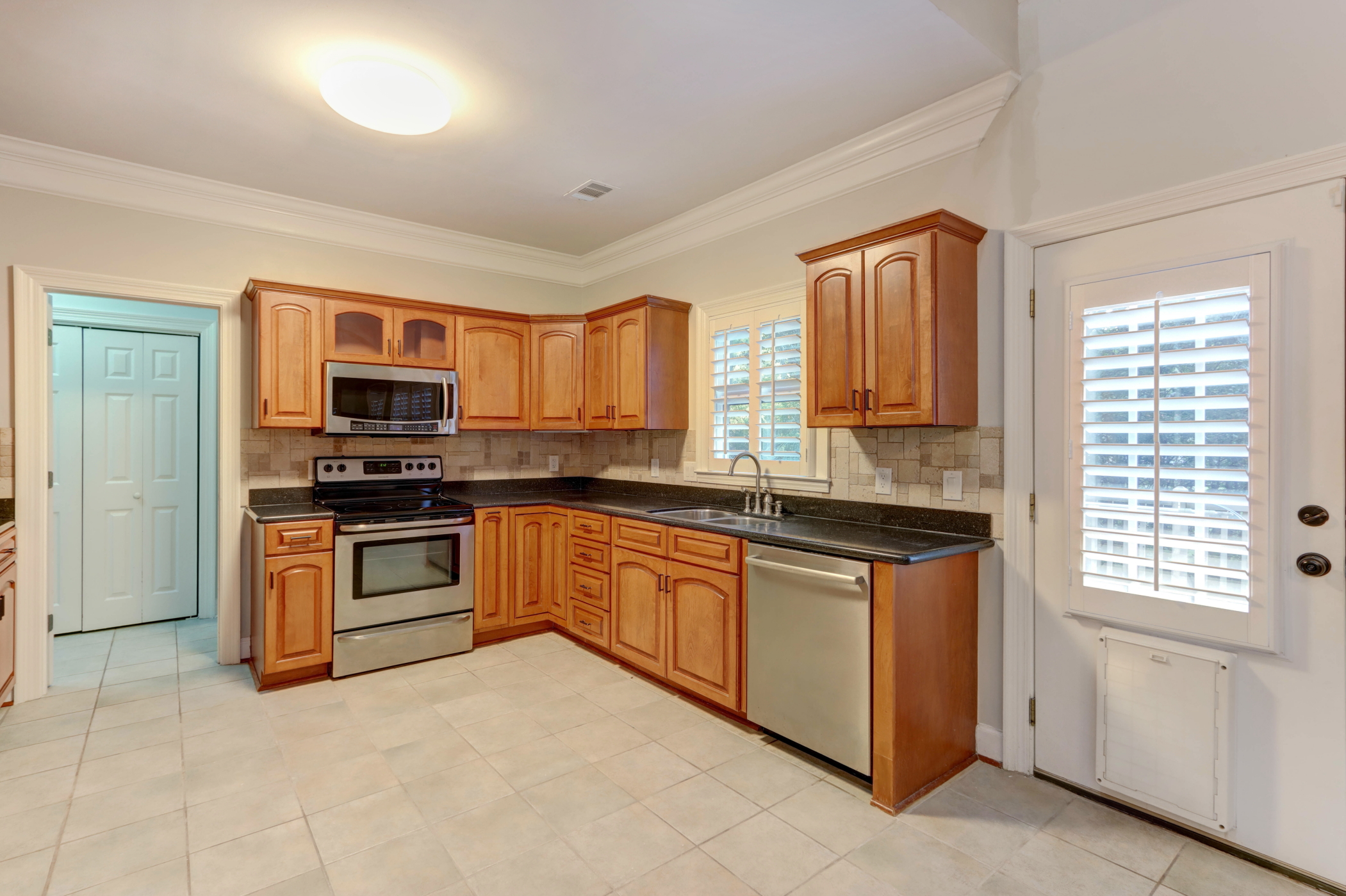 13 Hickory Grove Pt