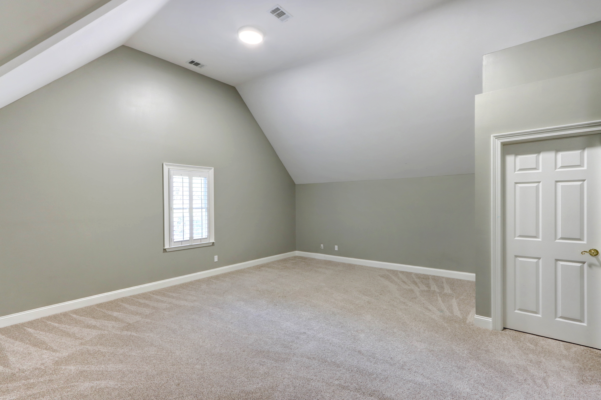 13 Hickory Grove Pt