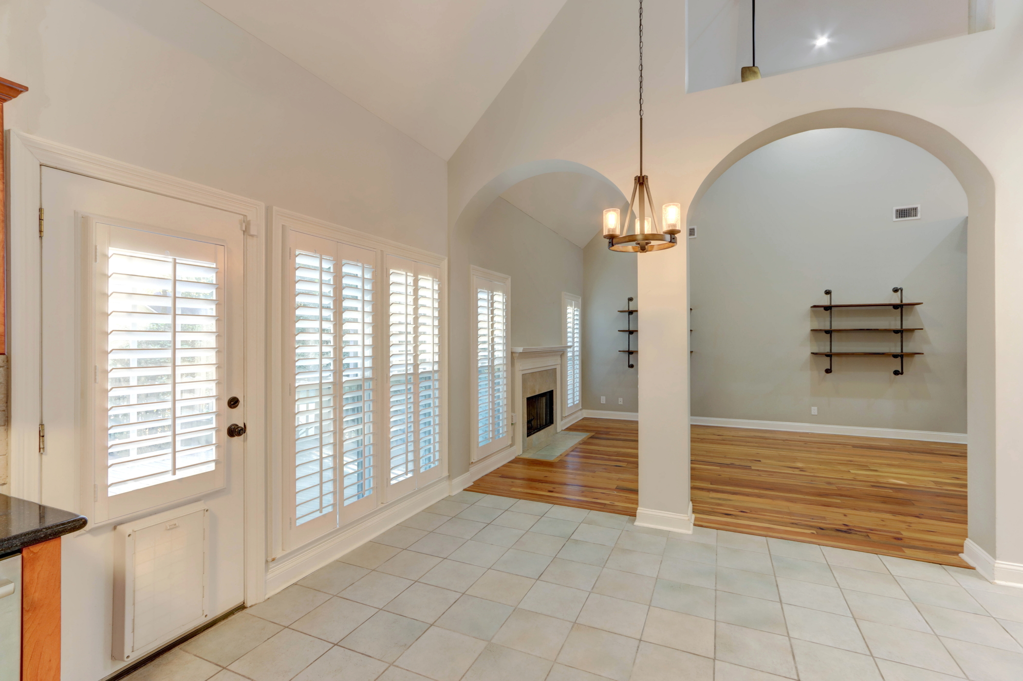 13 Hickory Grove Pt