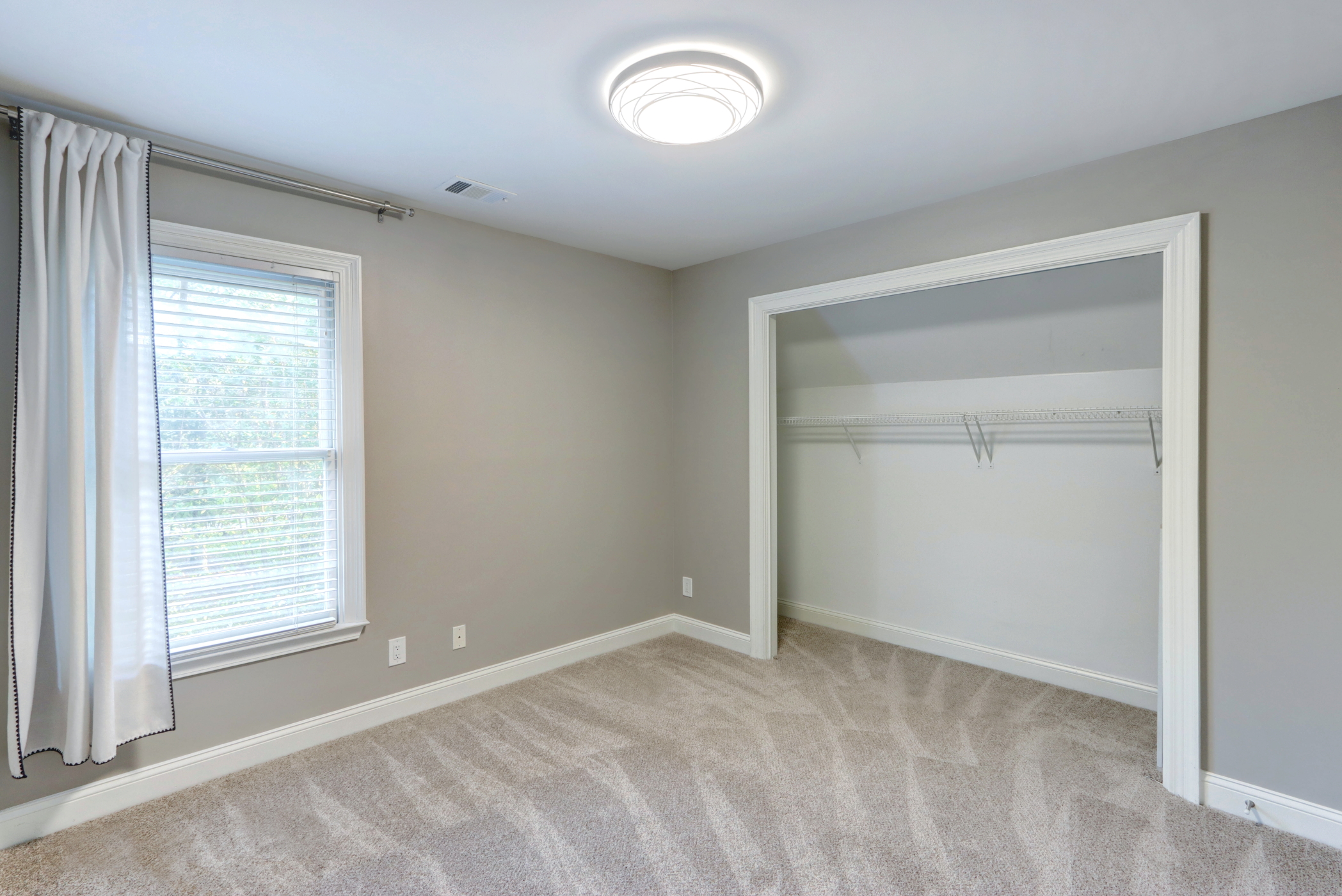 13 Hickory Grove Pt