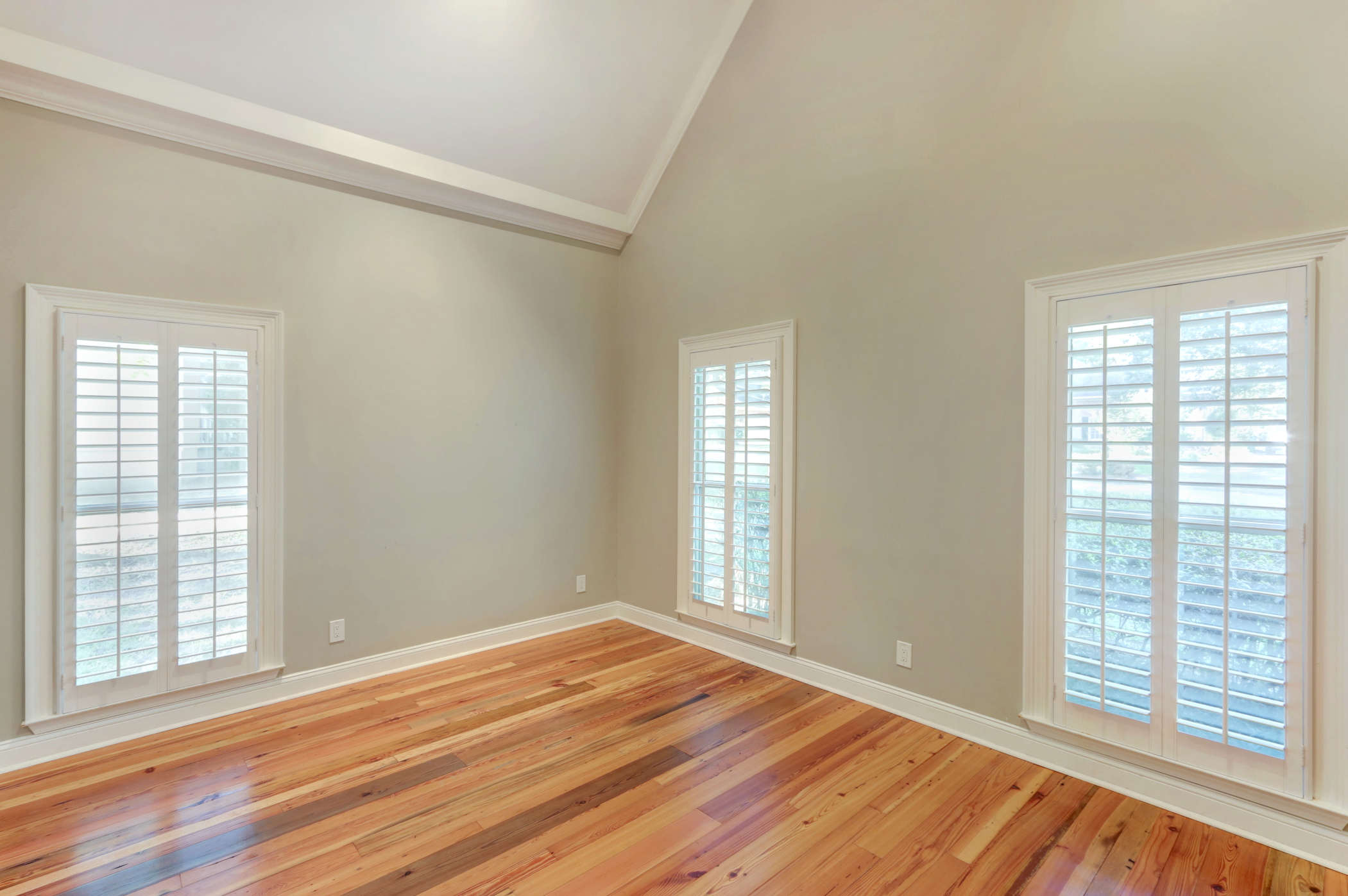 13 Hickory Grove Pt