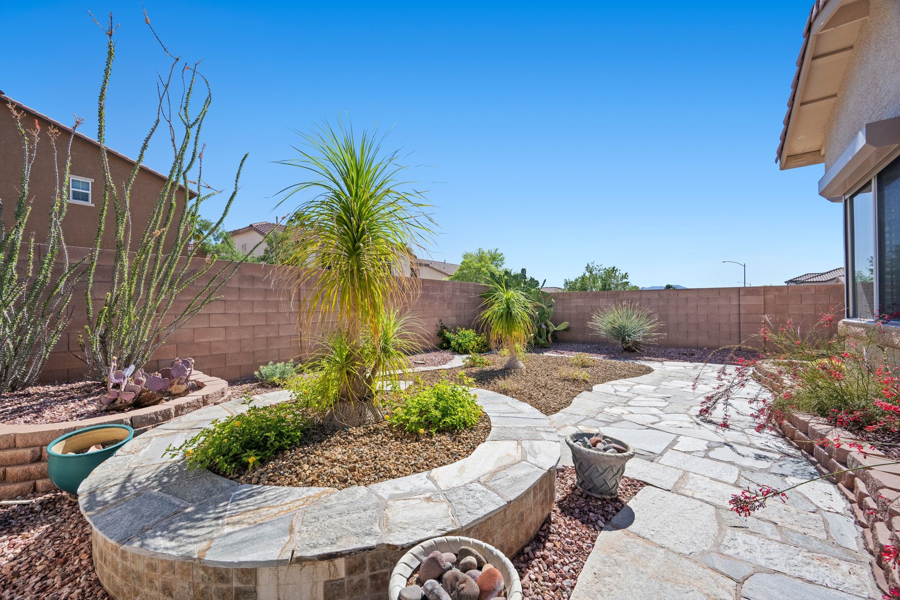 1035 Triumphant Street