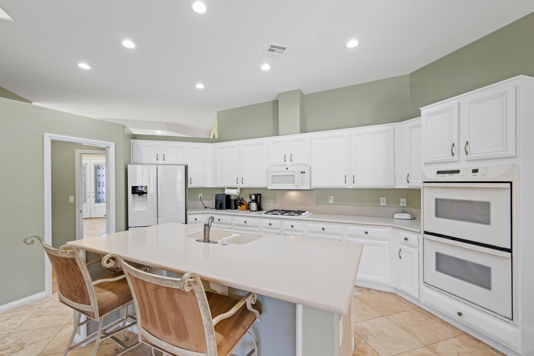 1035 Triumphant Street