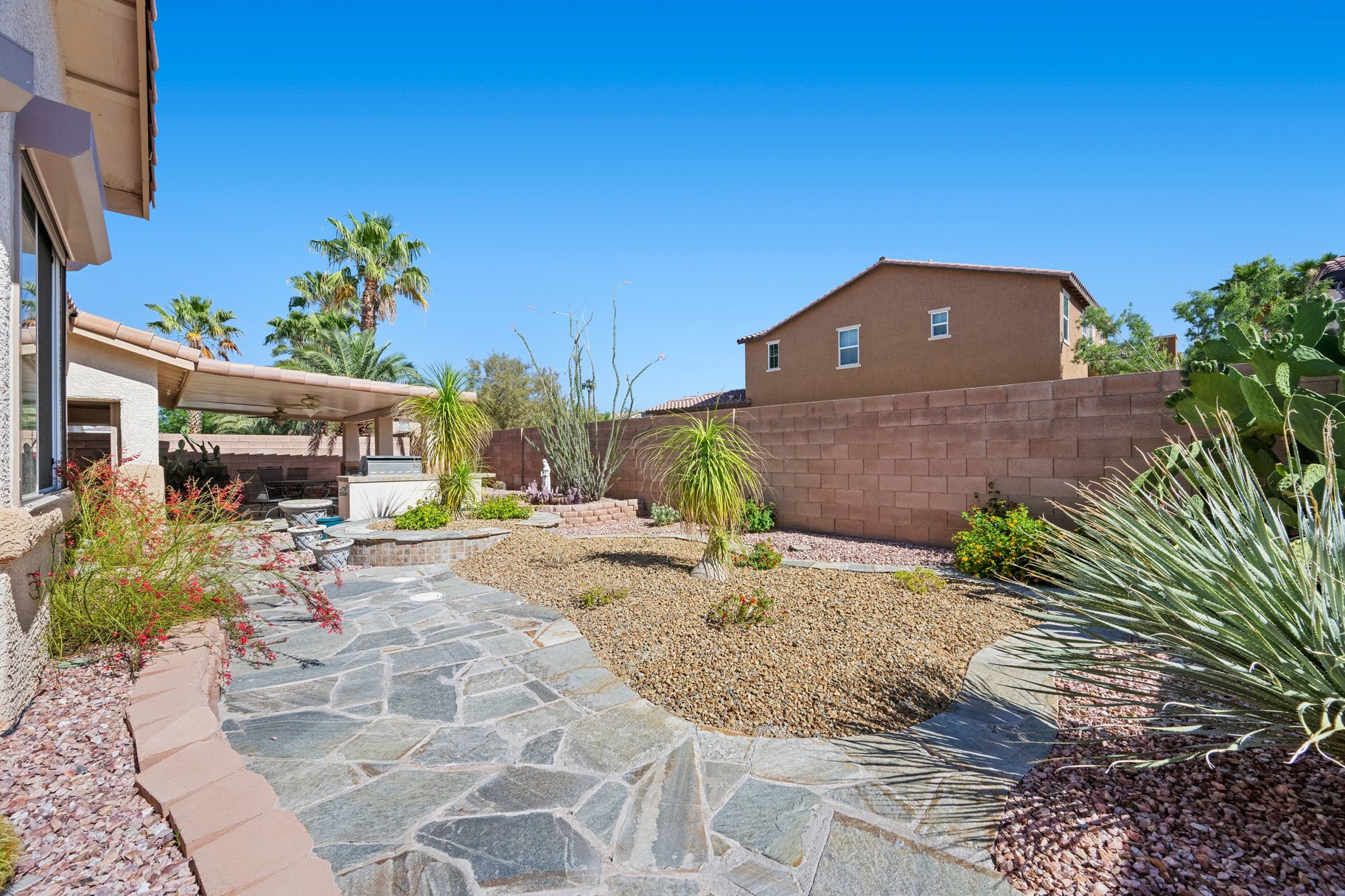 1035 Triumphant Street