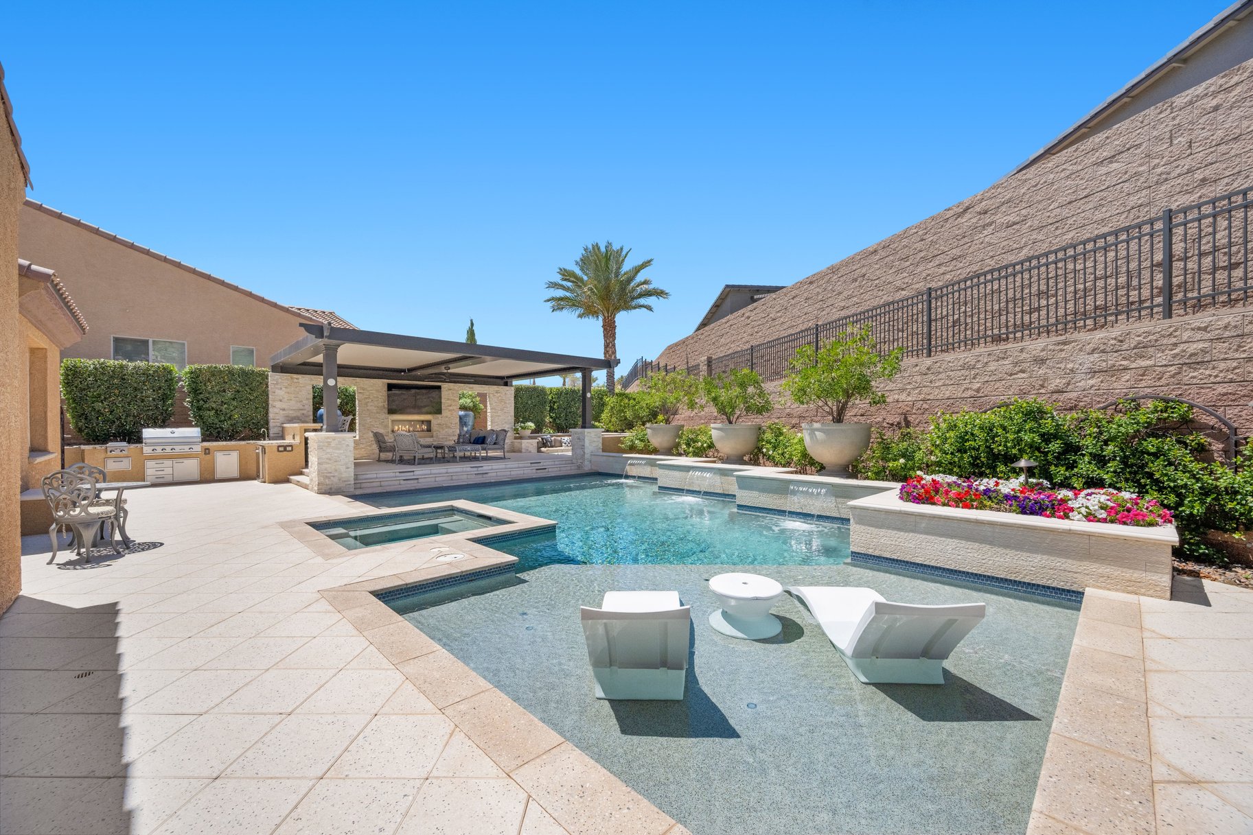 13 Durini Court