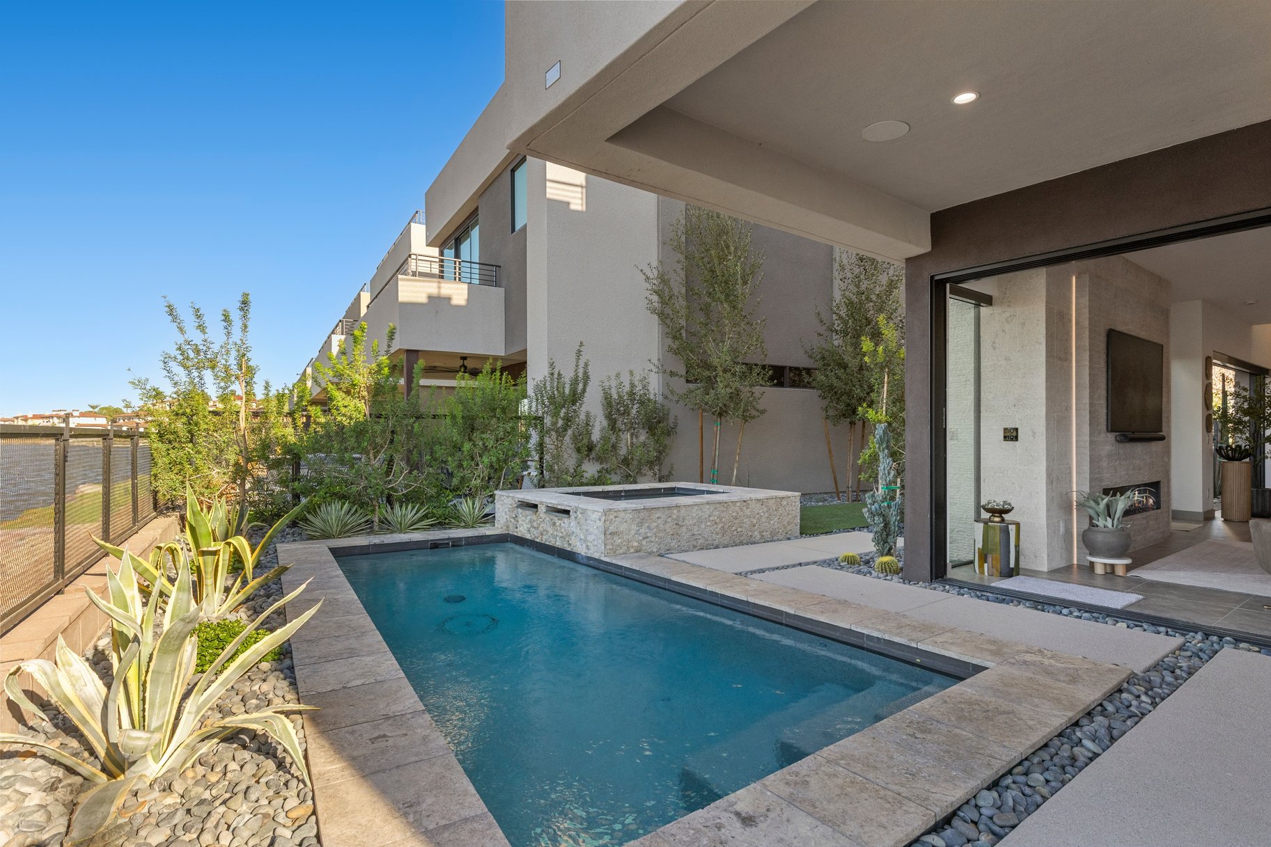 50 Lakefront Drive