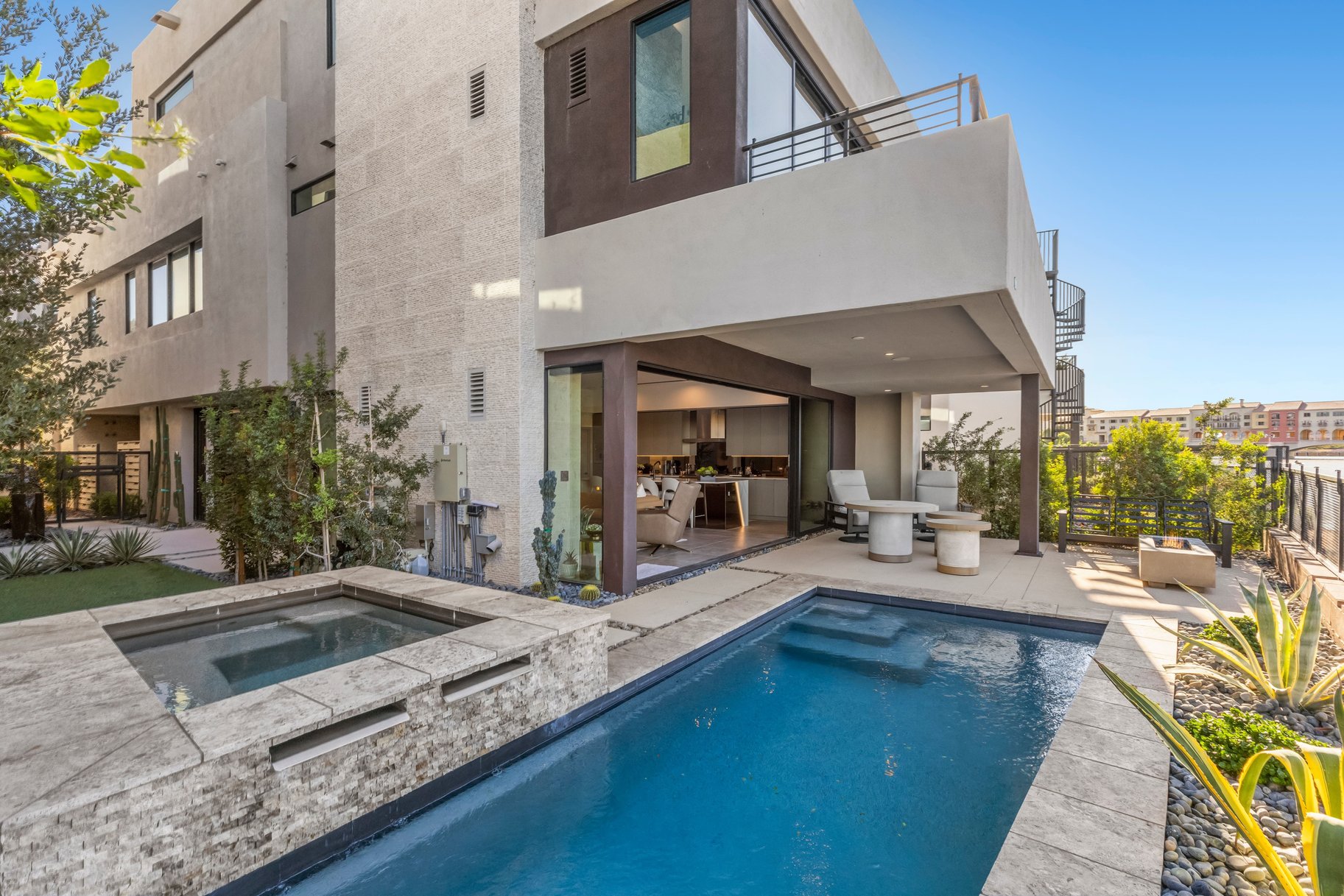 50 Lakefront Drive
