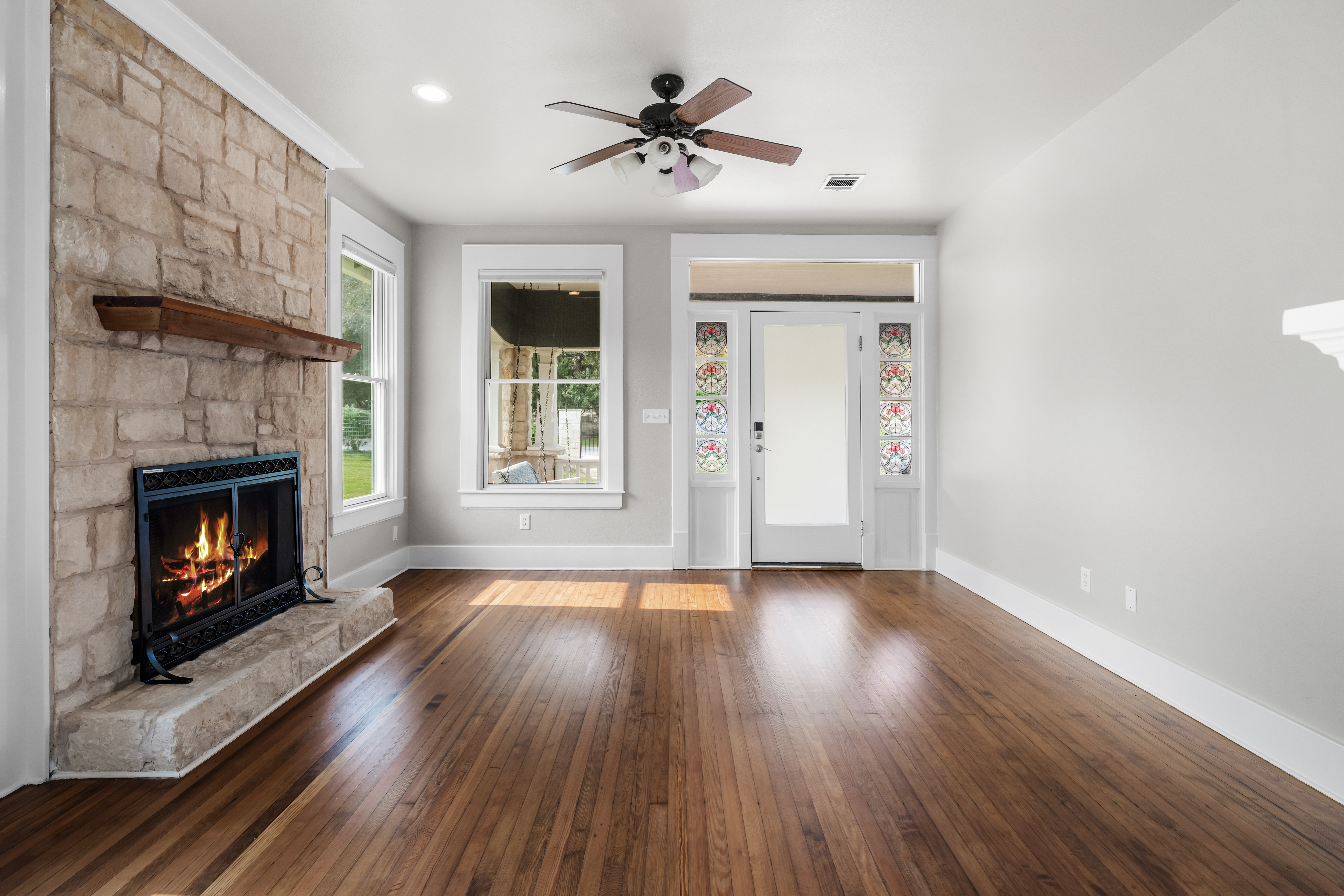 2701 & 2703 De Soto Drive 