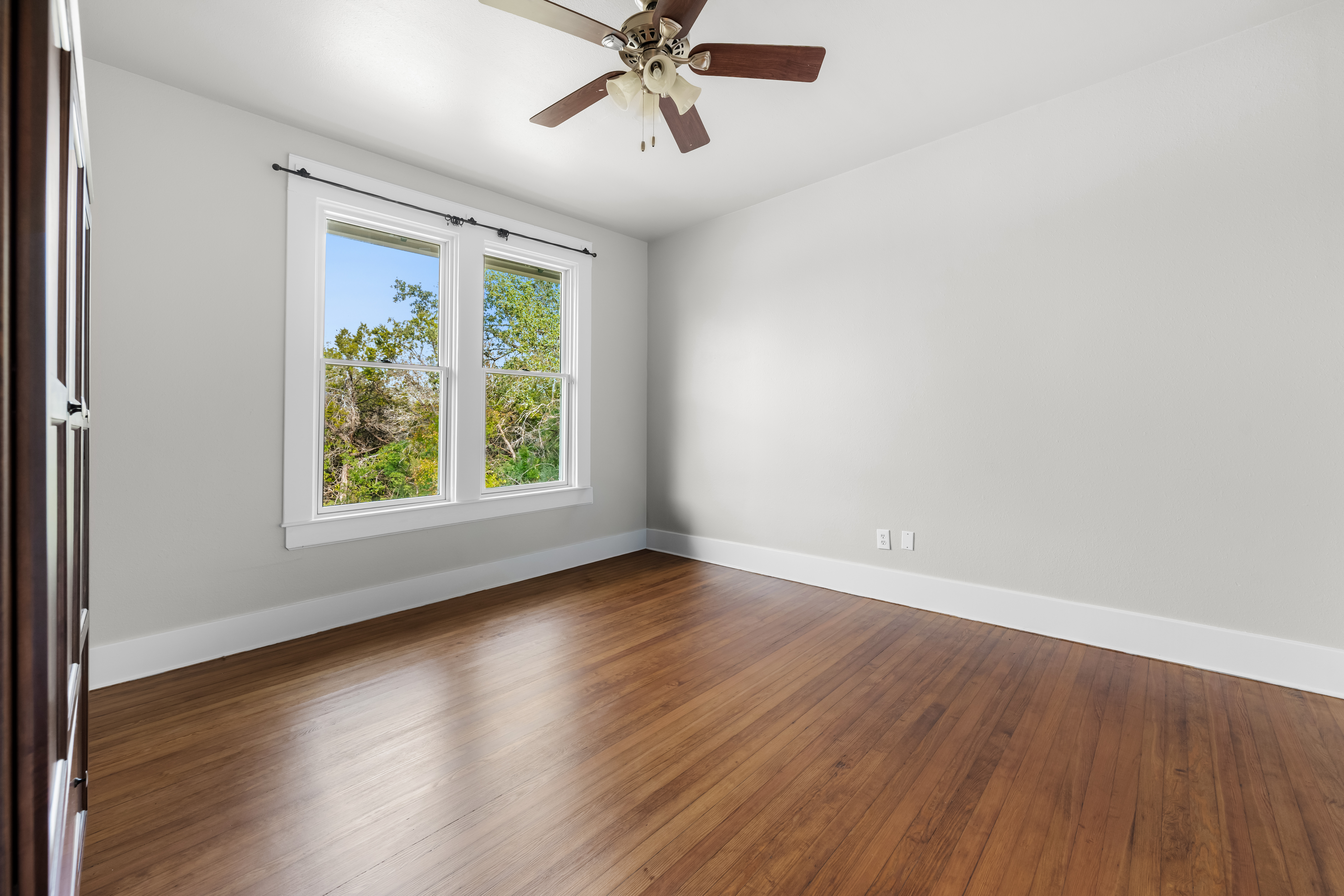 2701 & 2703 De Soto Drive 