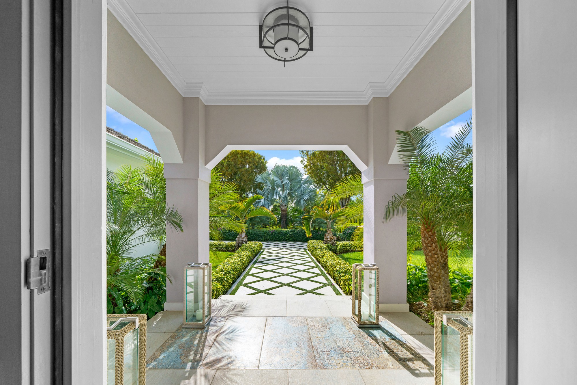 Casa de Praia Lot 6 Block 35 Edgewater Drive