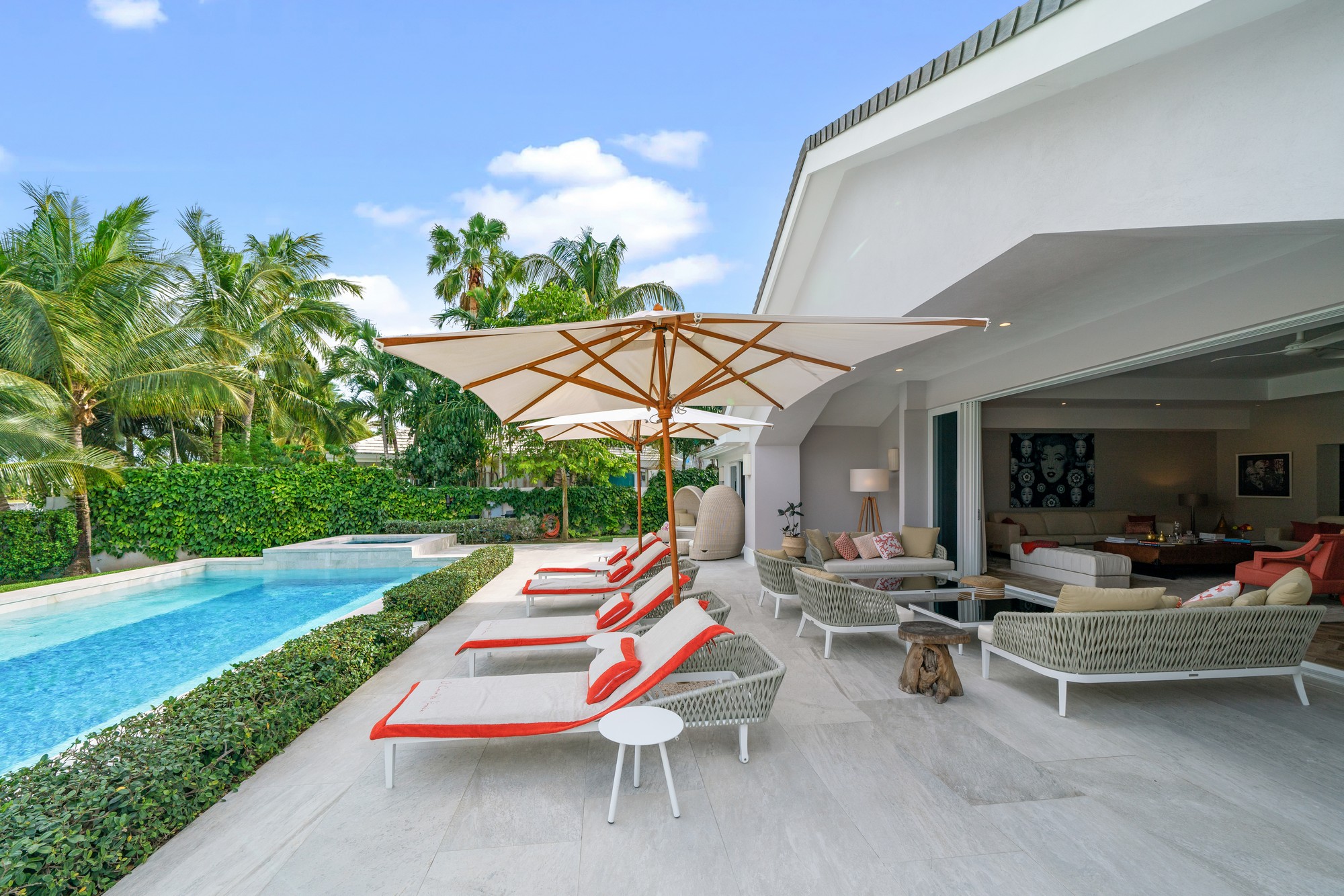 Casa de Praia Lot 6 Block 35 Edgewater Drive