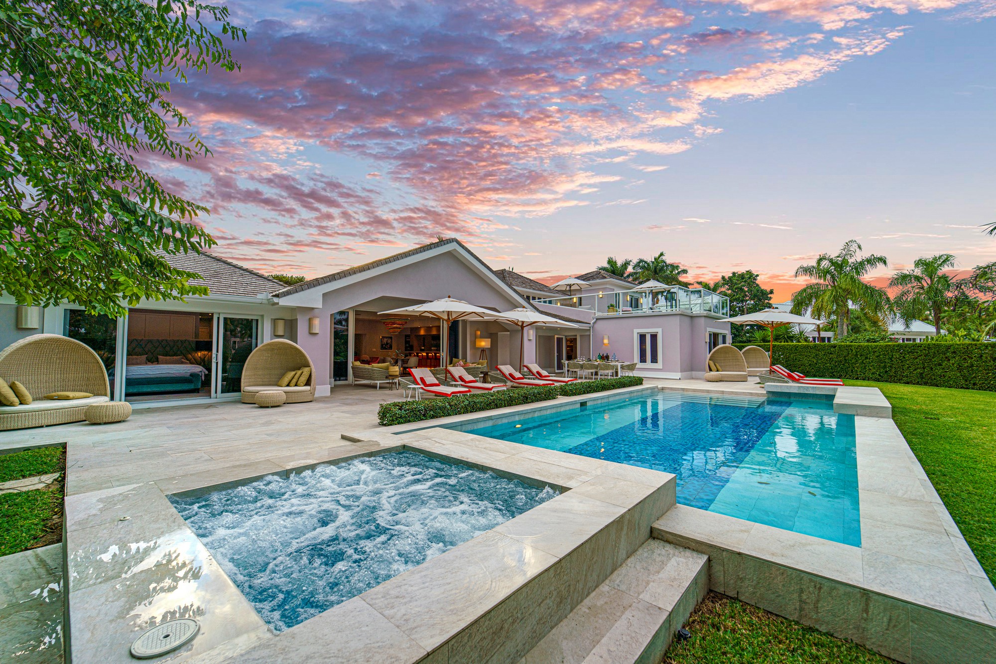 Casa de Praia Lot 6 Block 35 Edgewater Drive