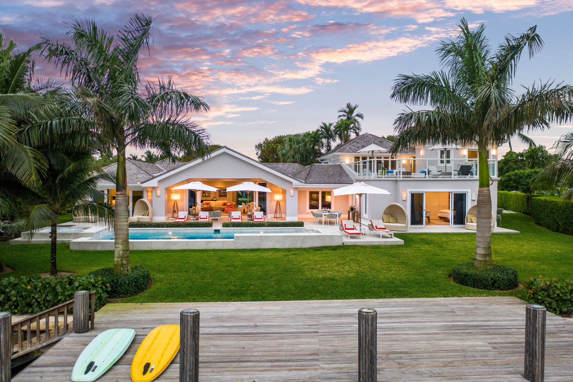 Casa de Praia Lot 6 Block 35 Edgewater Drive