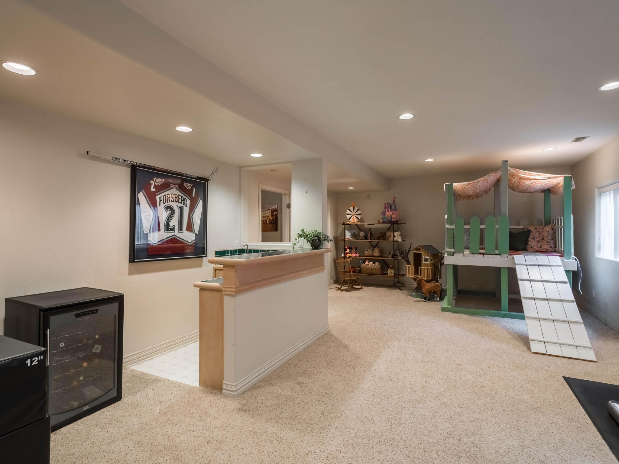 8080 S Fairfax Court 