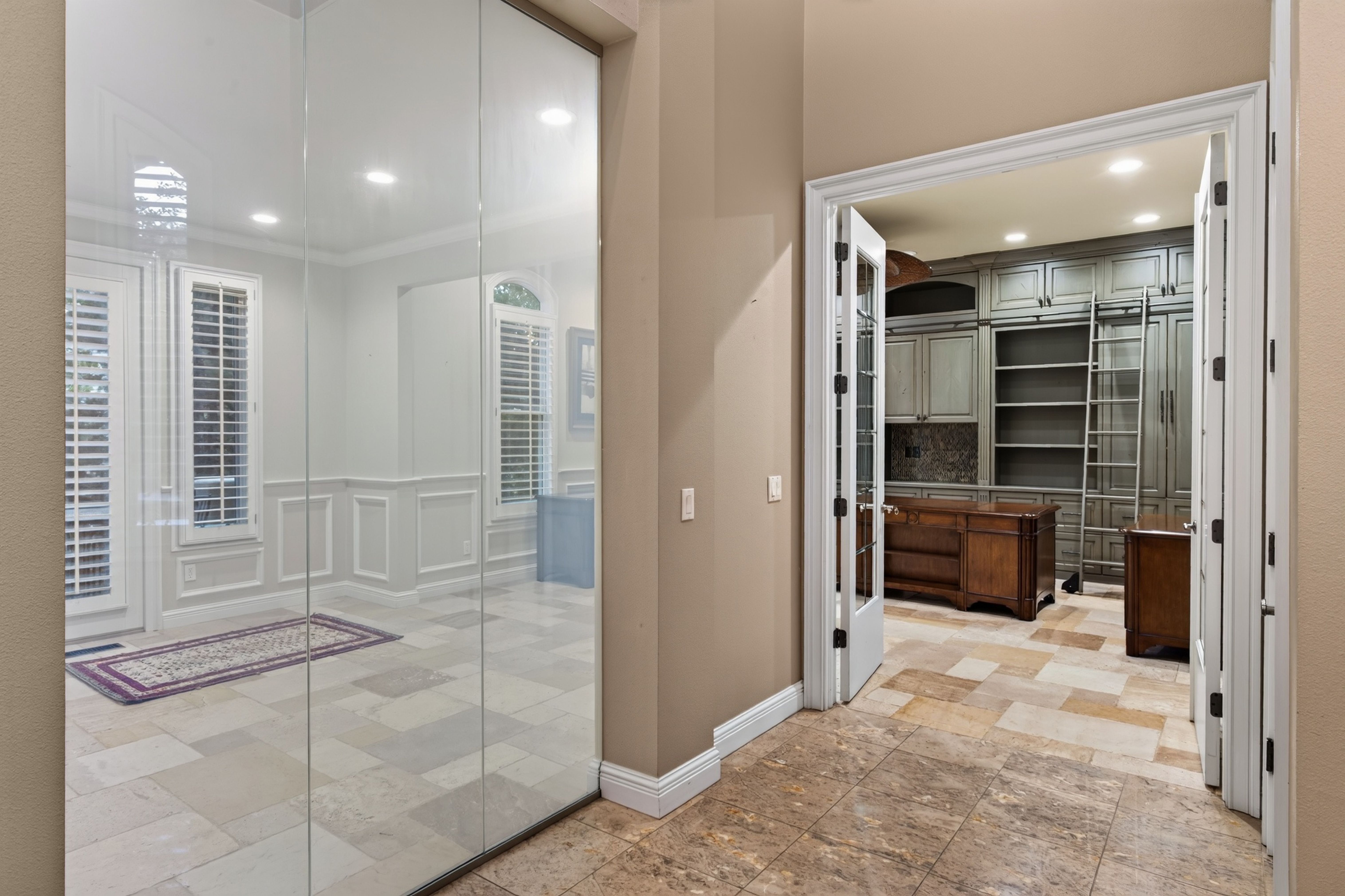 5440 S Grape Lane