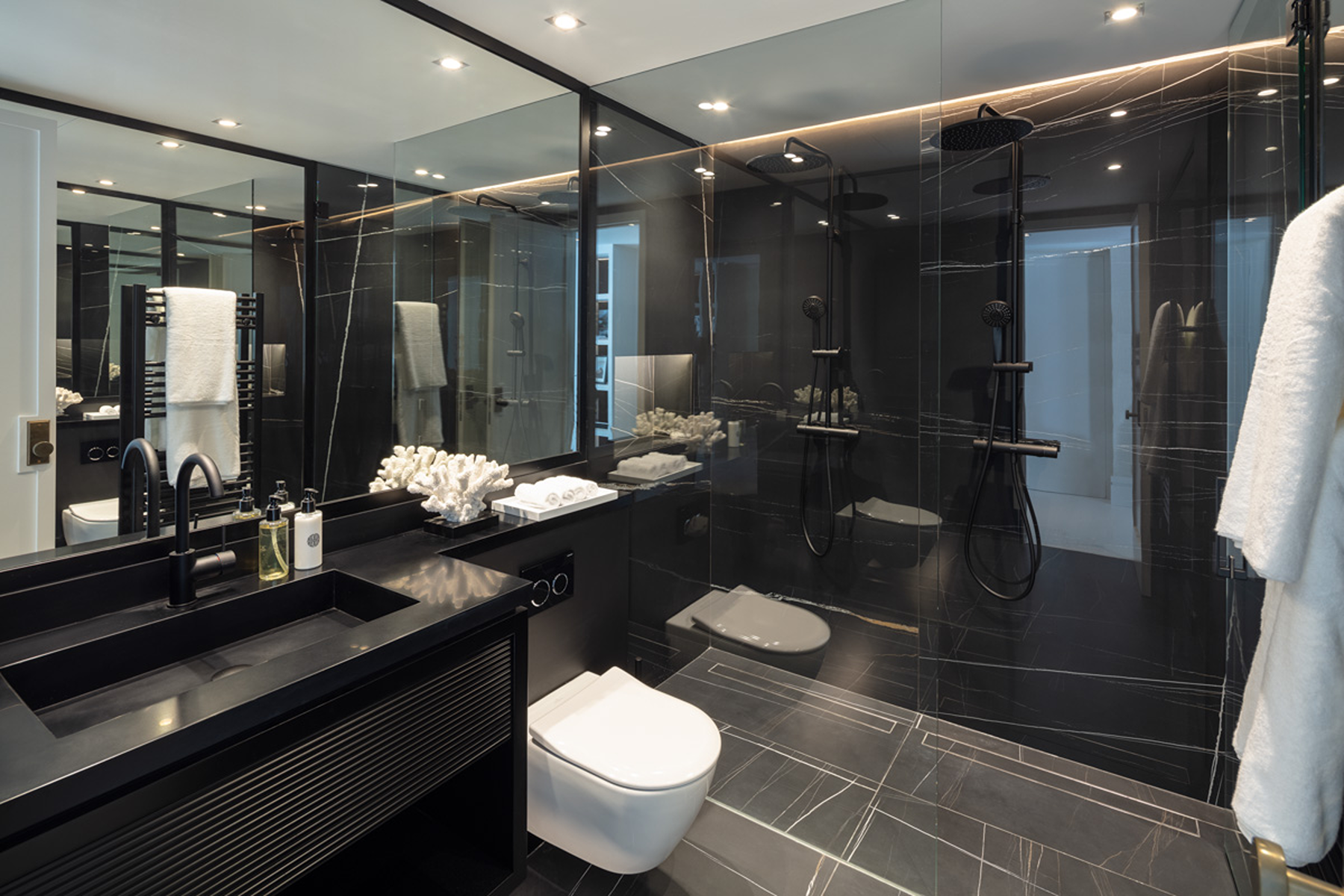 Calle Pez Austral- La Cerquilla 33