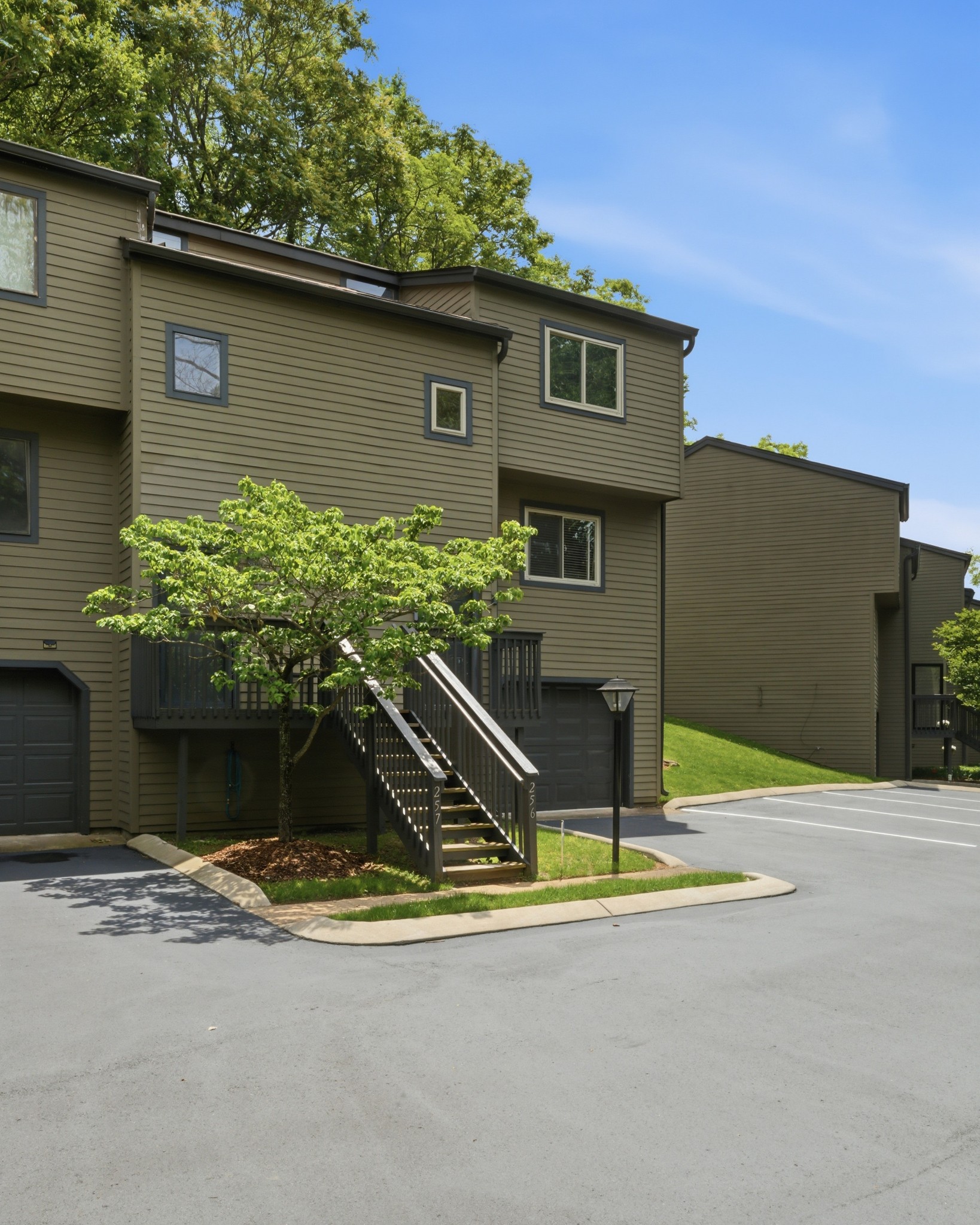 256 Summit Ridge Drive 