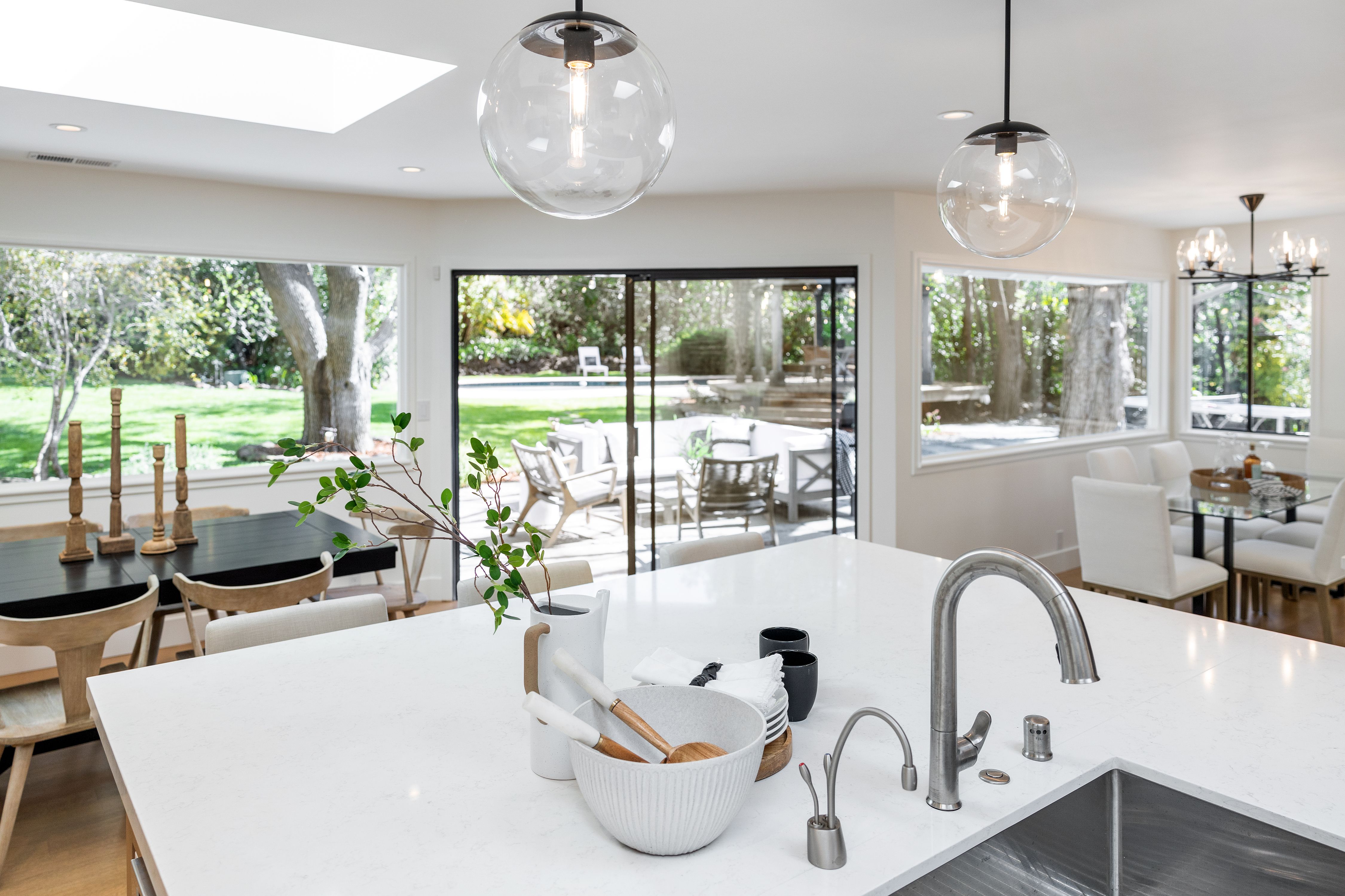 1090 Butterfield Road 