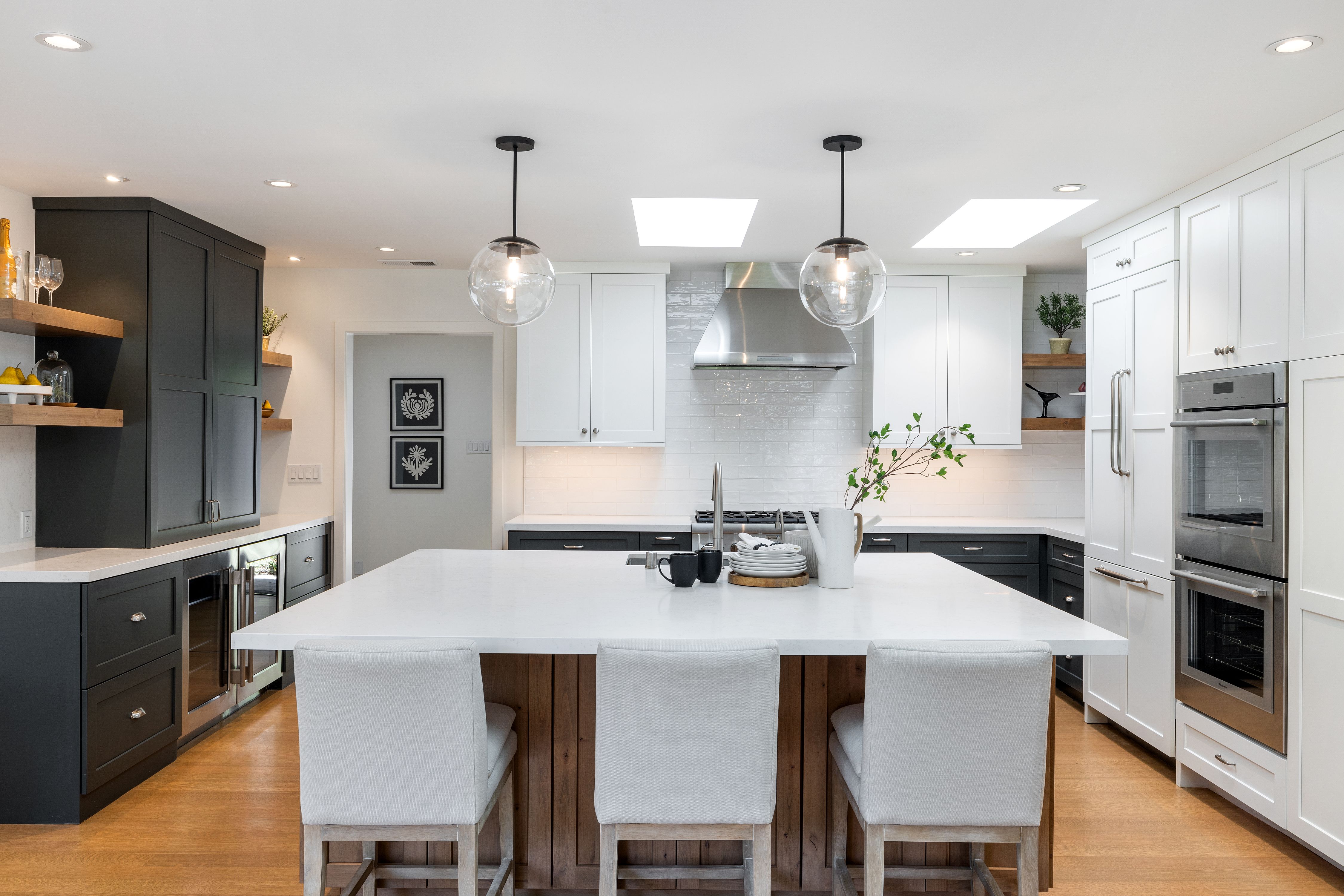 1090 Butterfield Road 