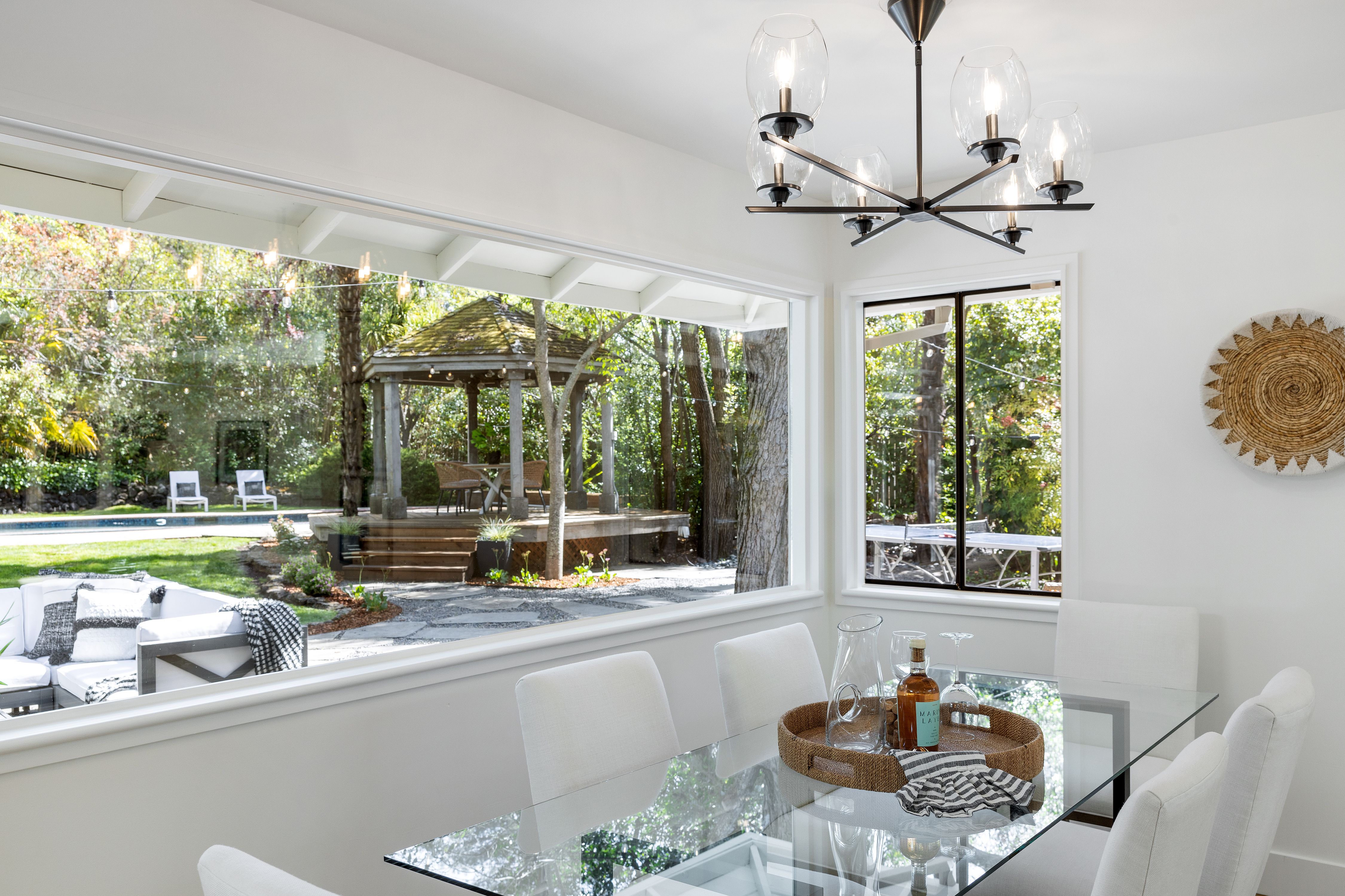 1090 Butterfield Road 