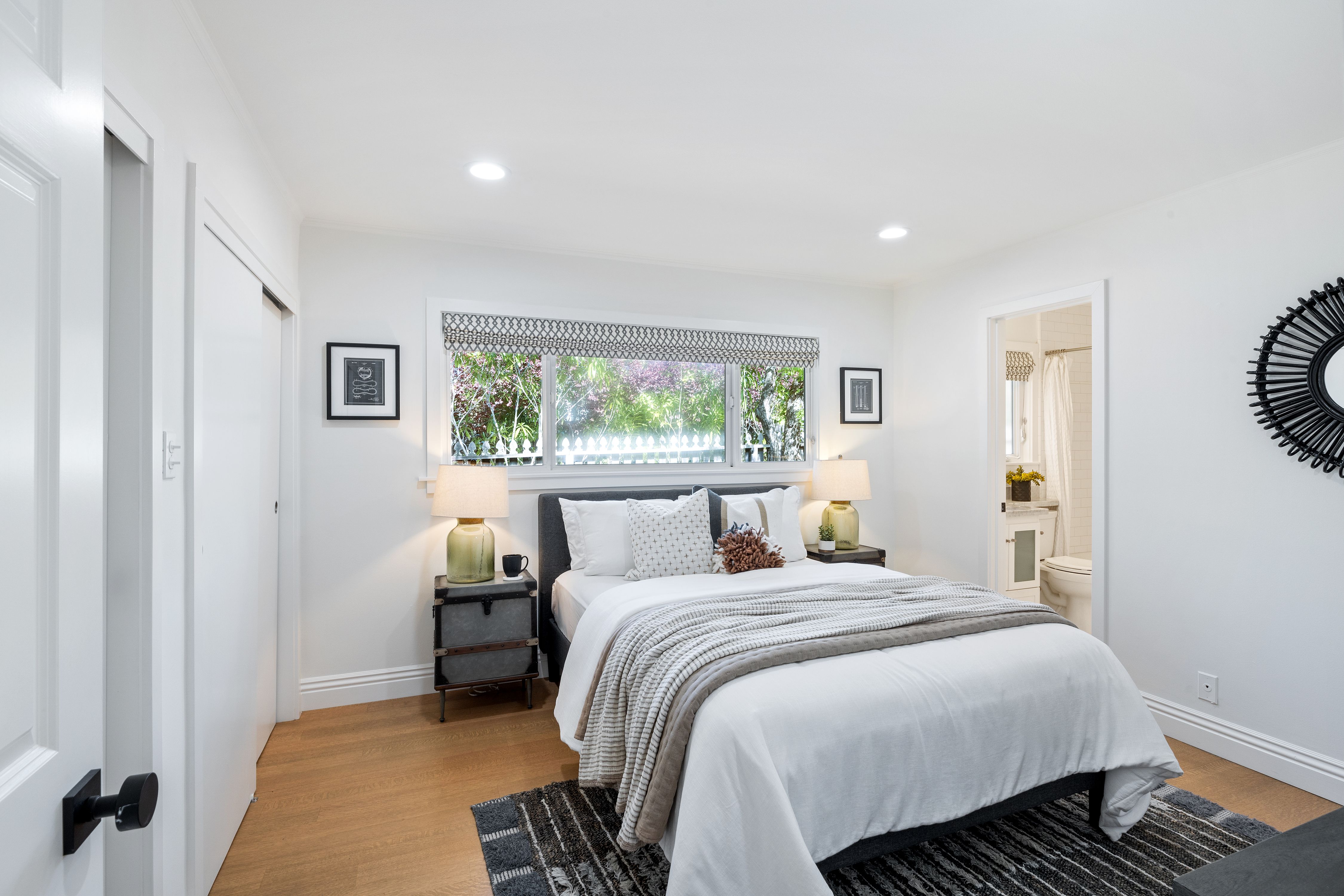 1090 Butterfield Road 