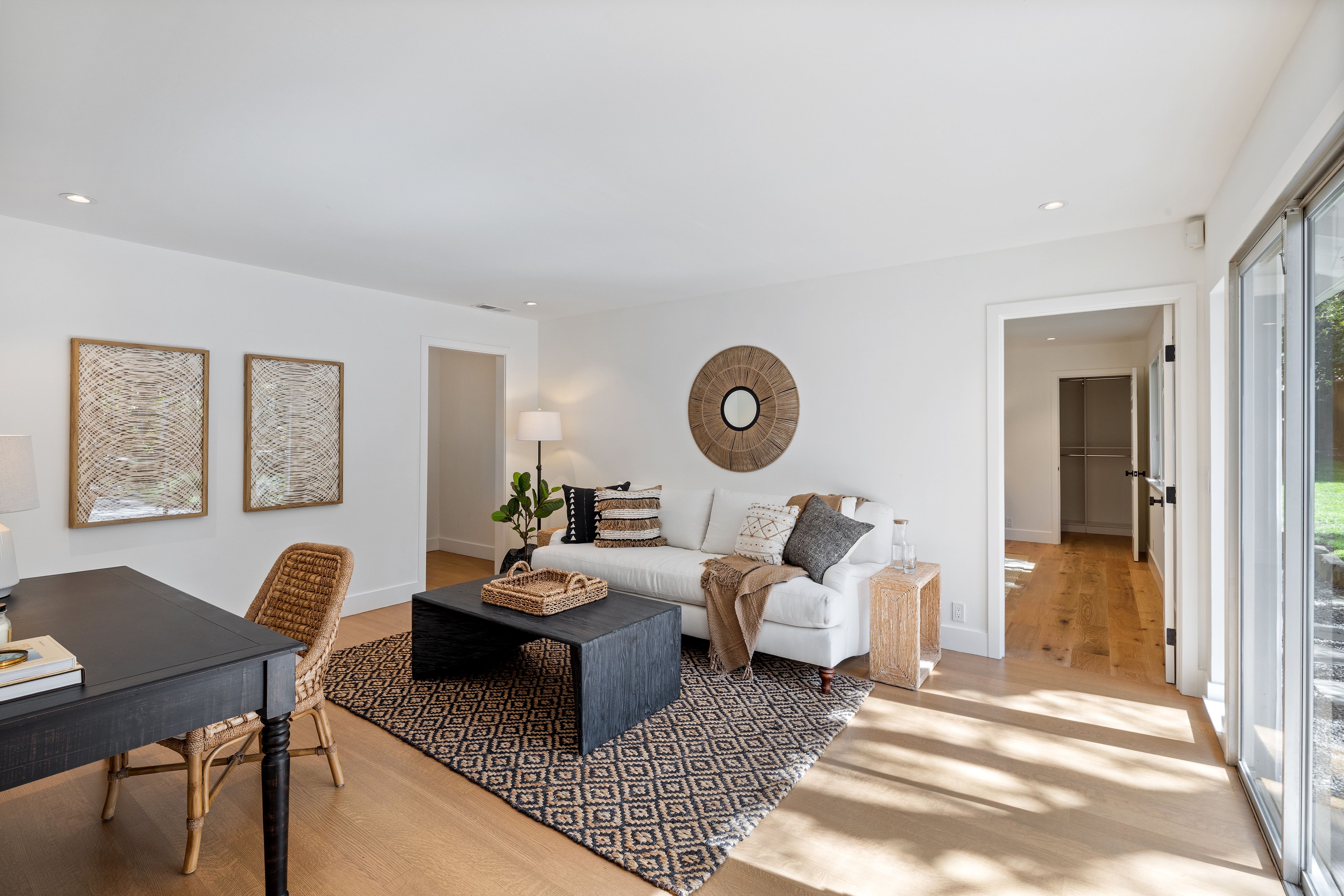 1090 Butterfield Road 