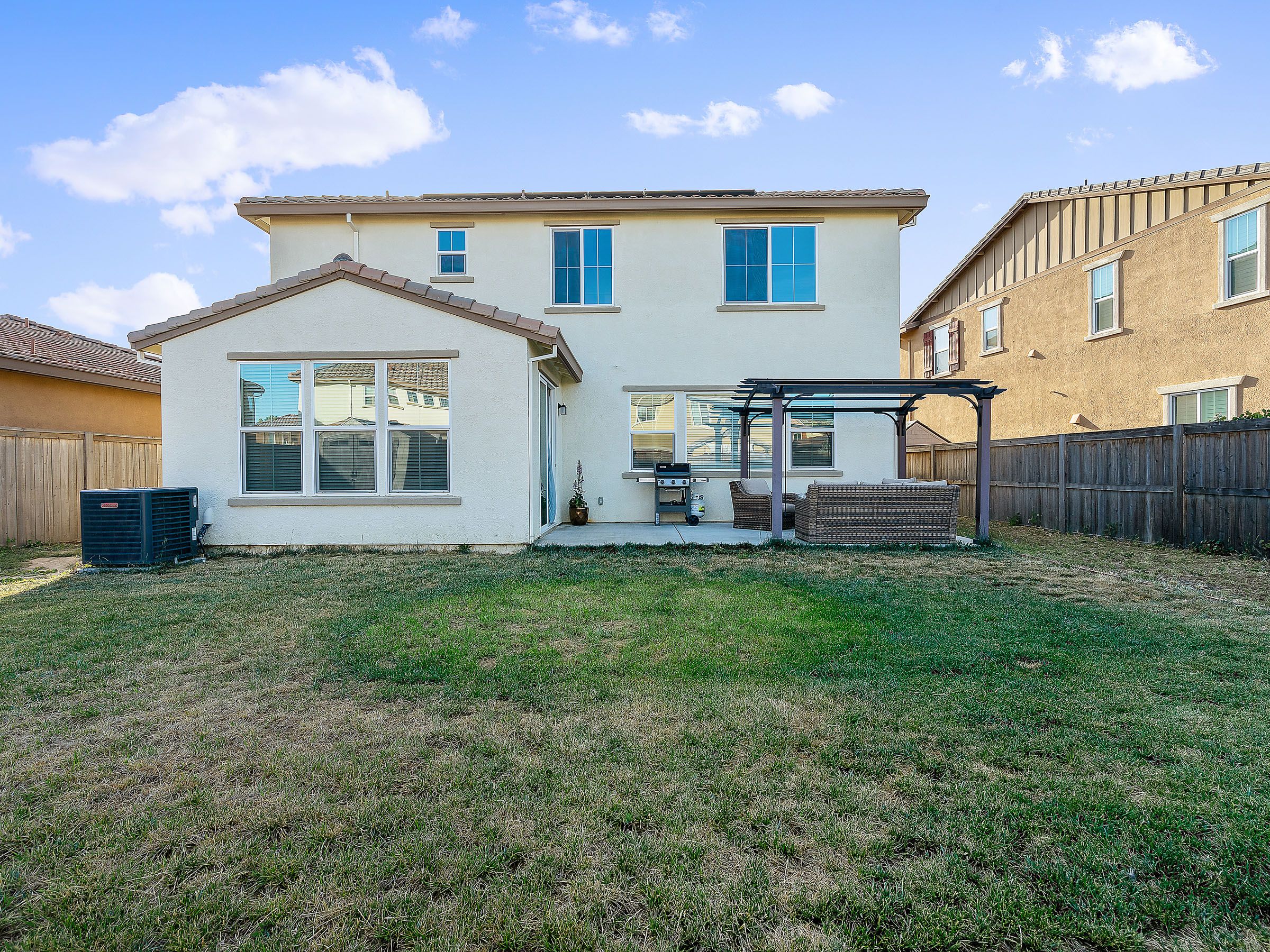 625 West Cherry Street