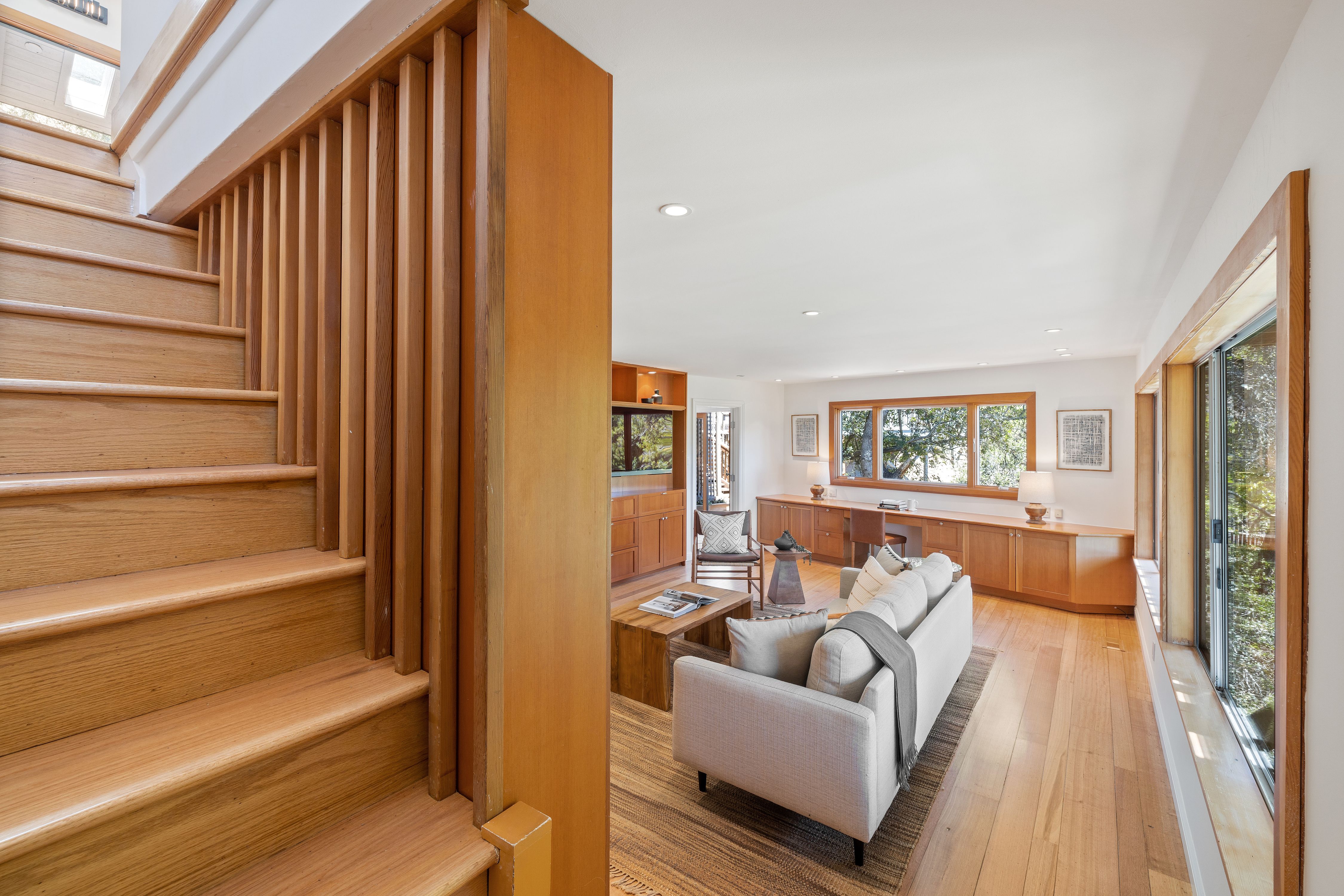 60 Greenwood Way 