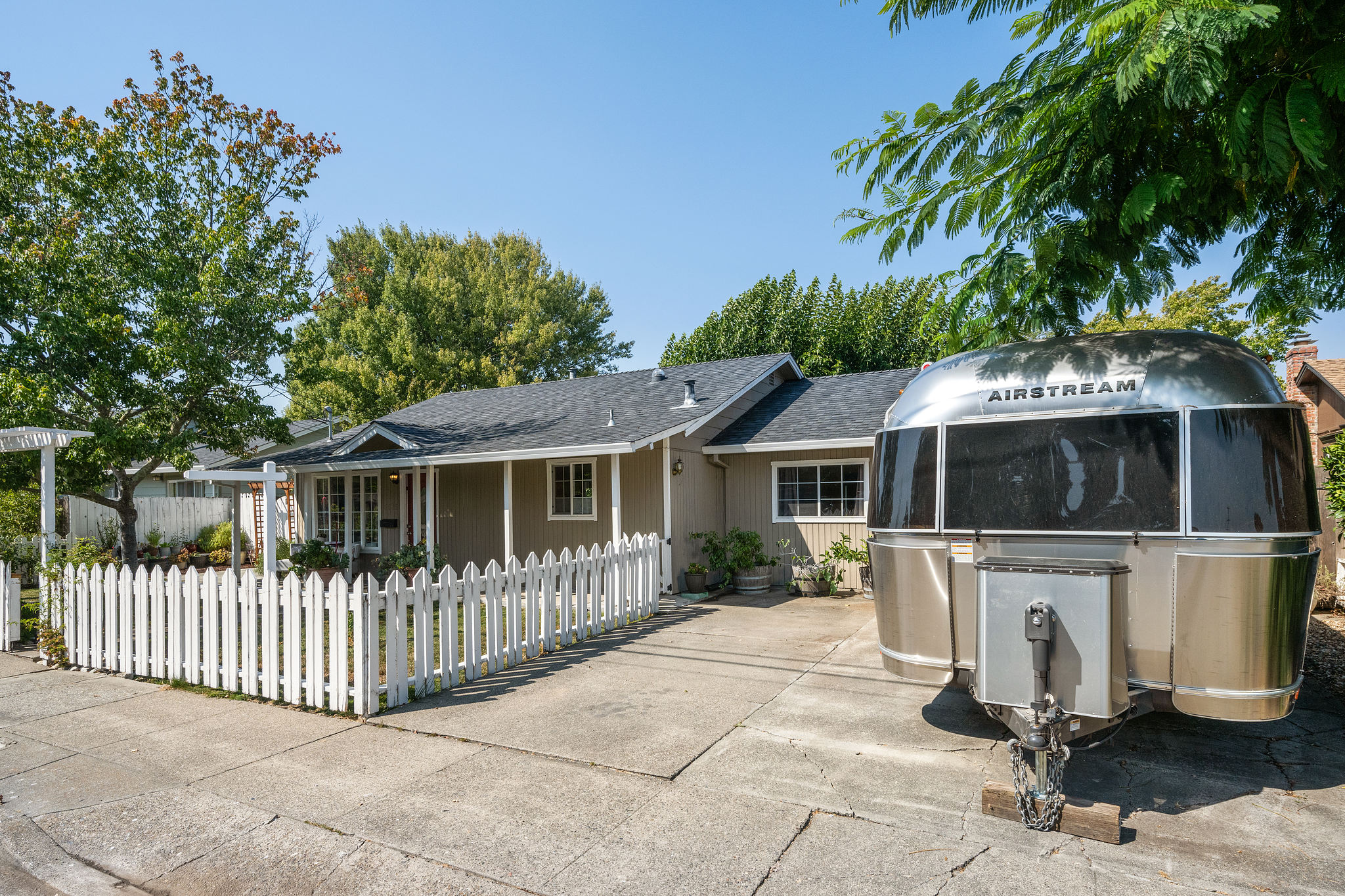 3535 Mayette Avenue