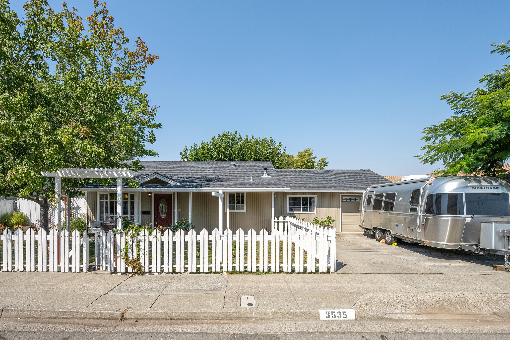 3535 Mayette Avenue