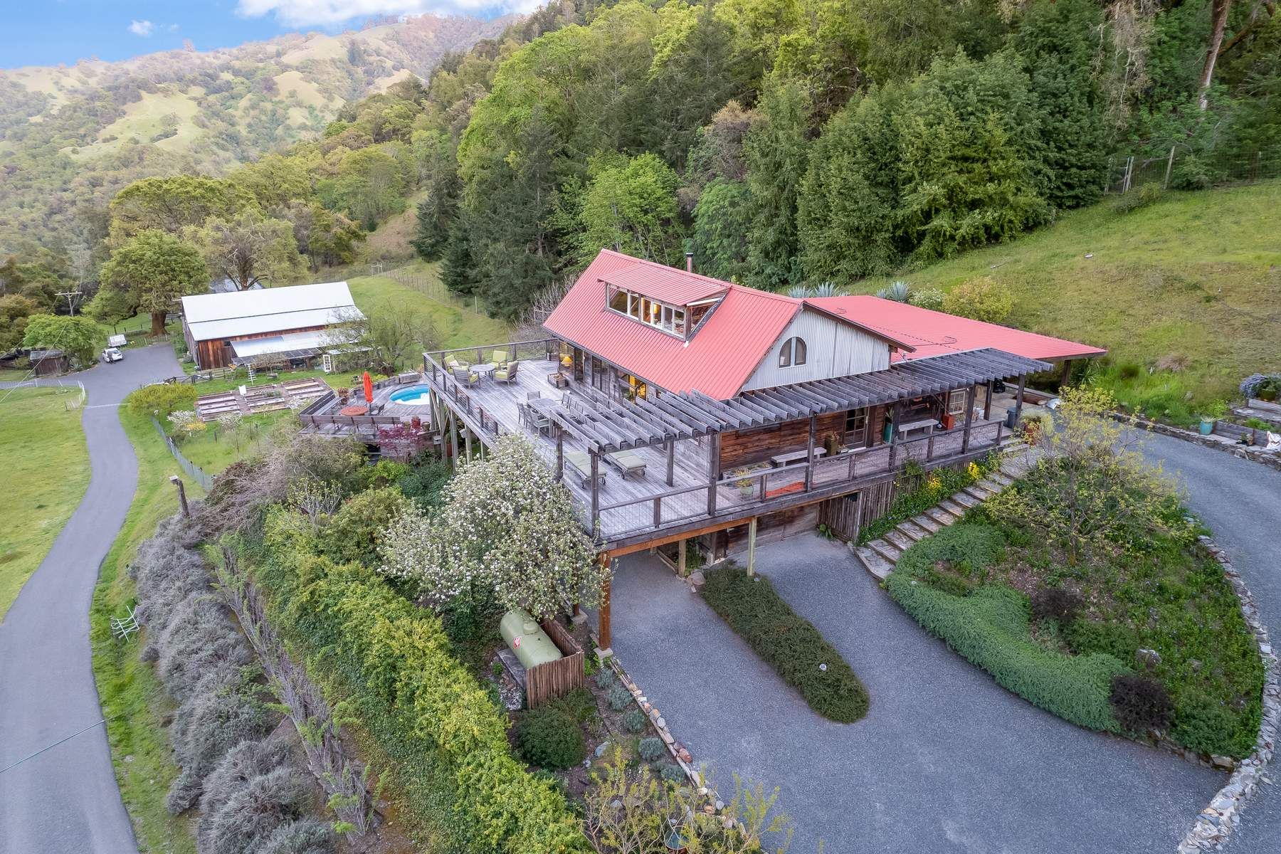 12805 Old Skaggs Springs Road