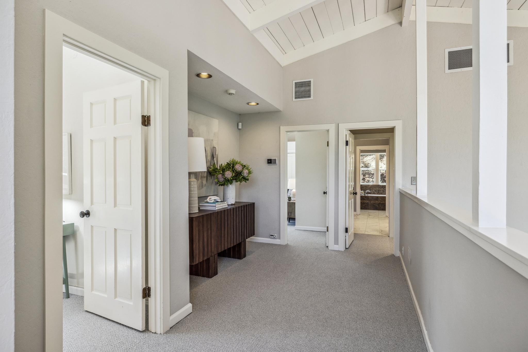 1676 Indian Valley Road 