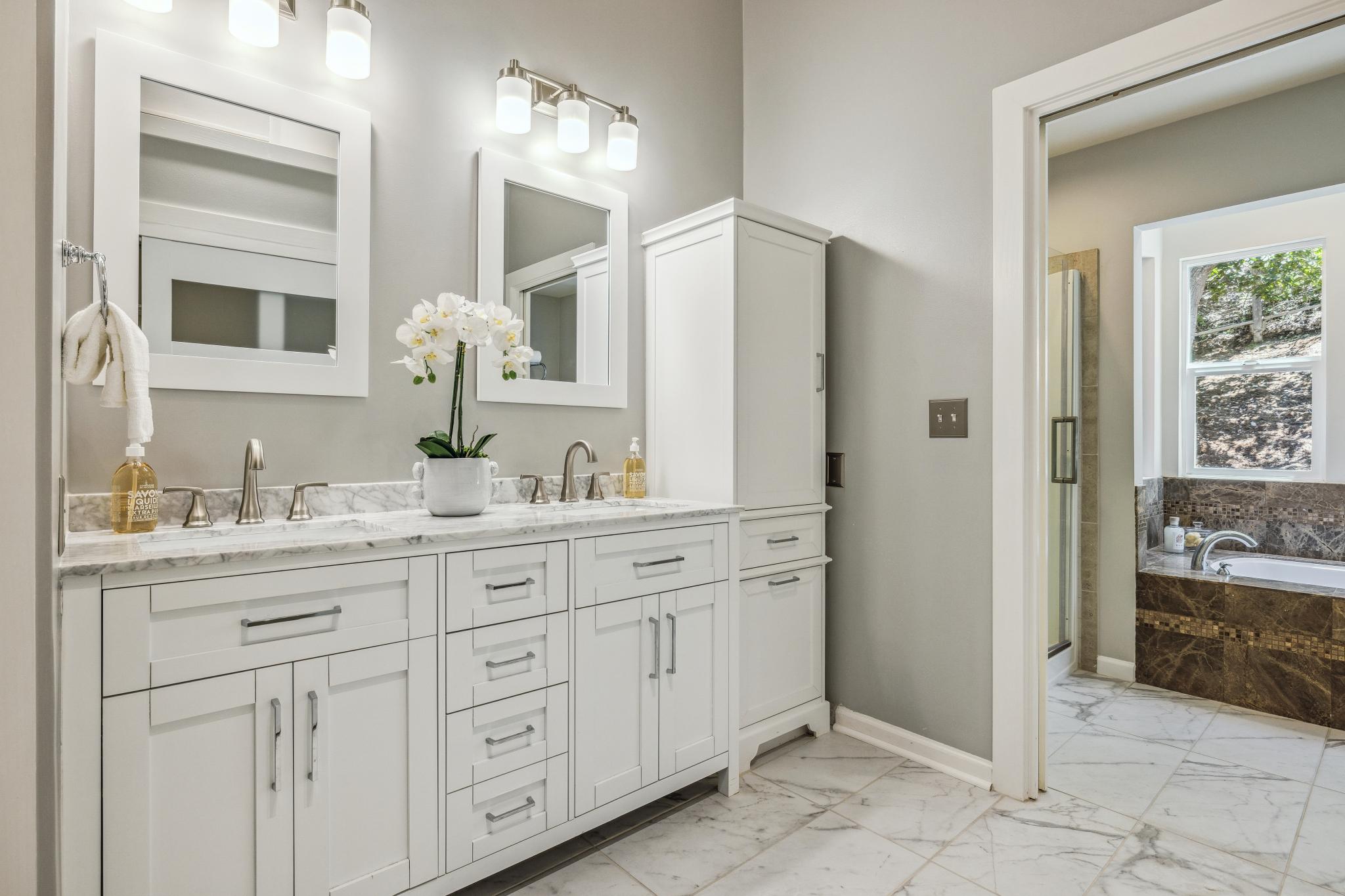 1676 Indian Valley Road 