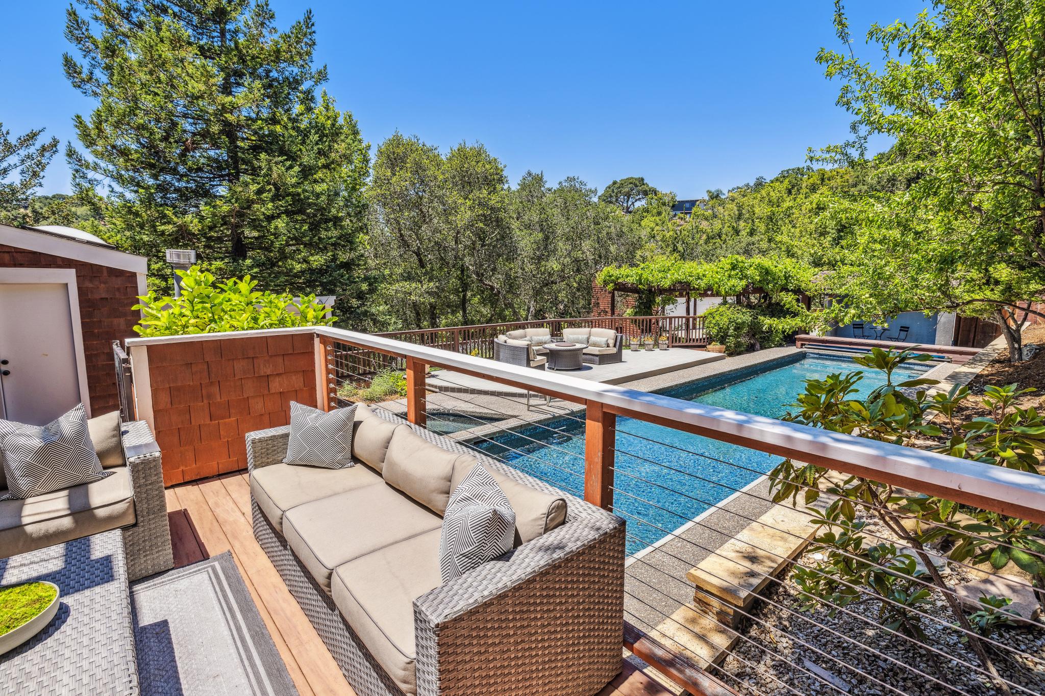 1676 Indian Valley Road 