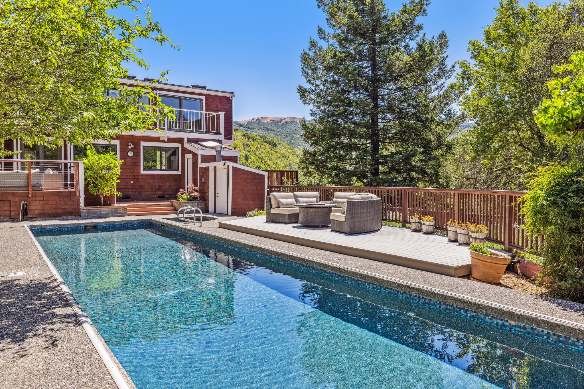 1676 Indian Valley Road 