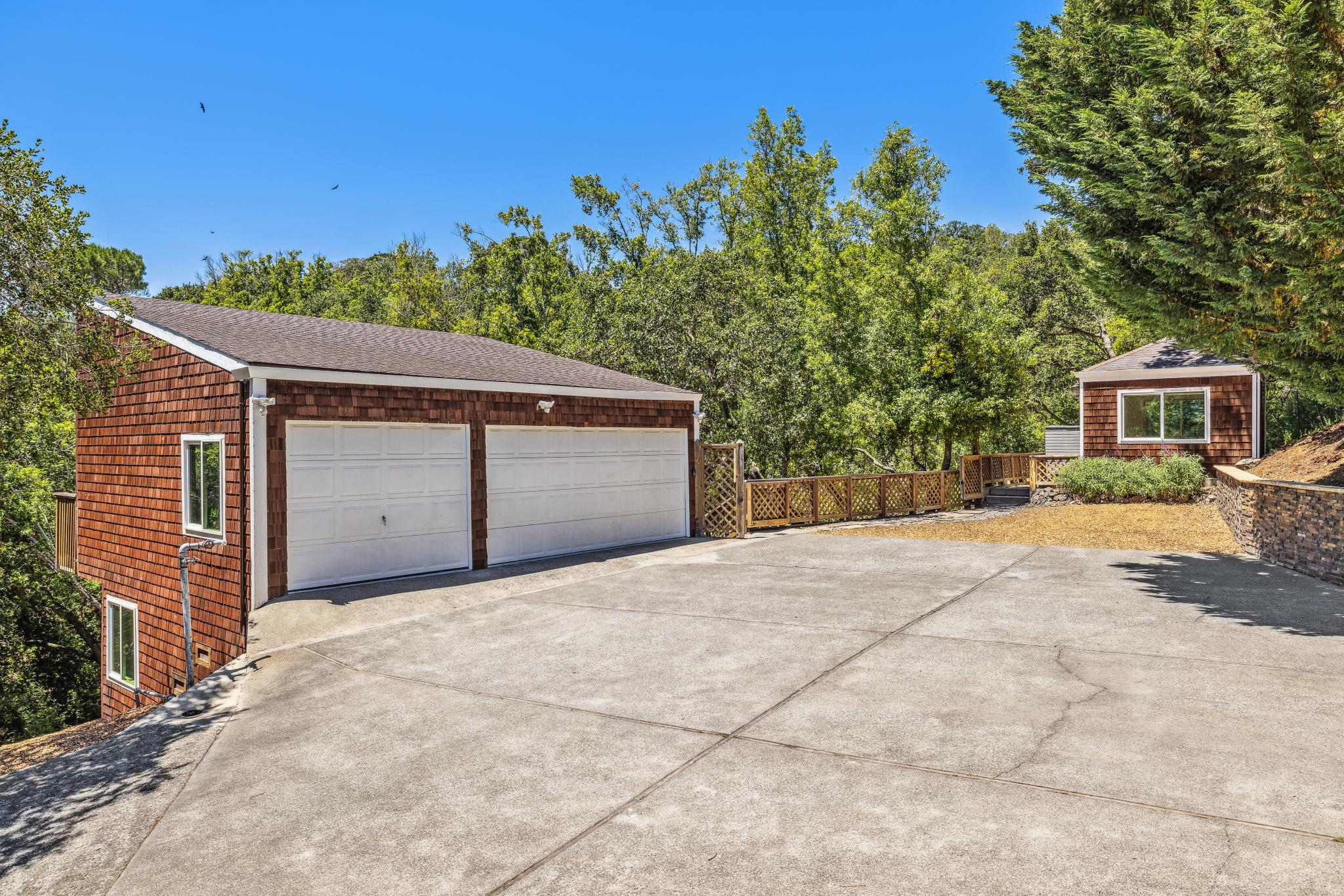 1676 Indian Valley Road 