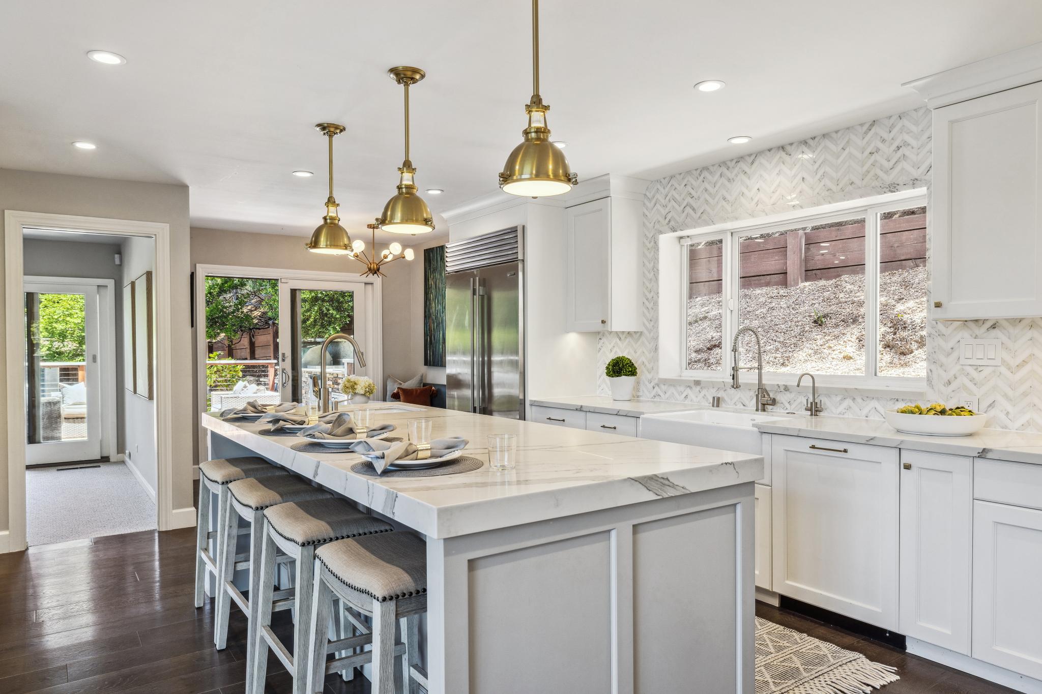 1676 Indian Valley Road 