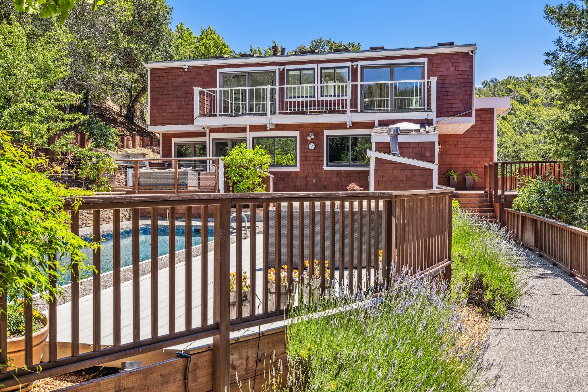1676 Indian Valley Road 