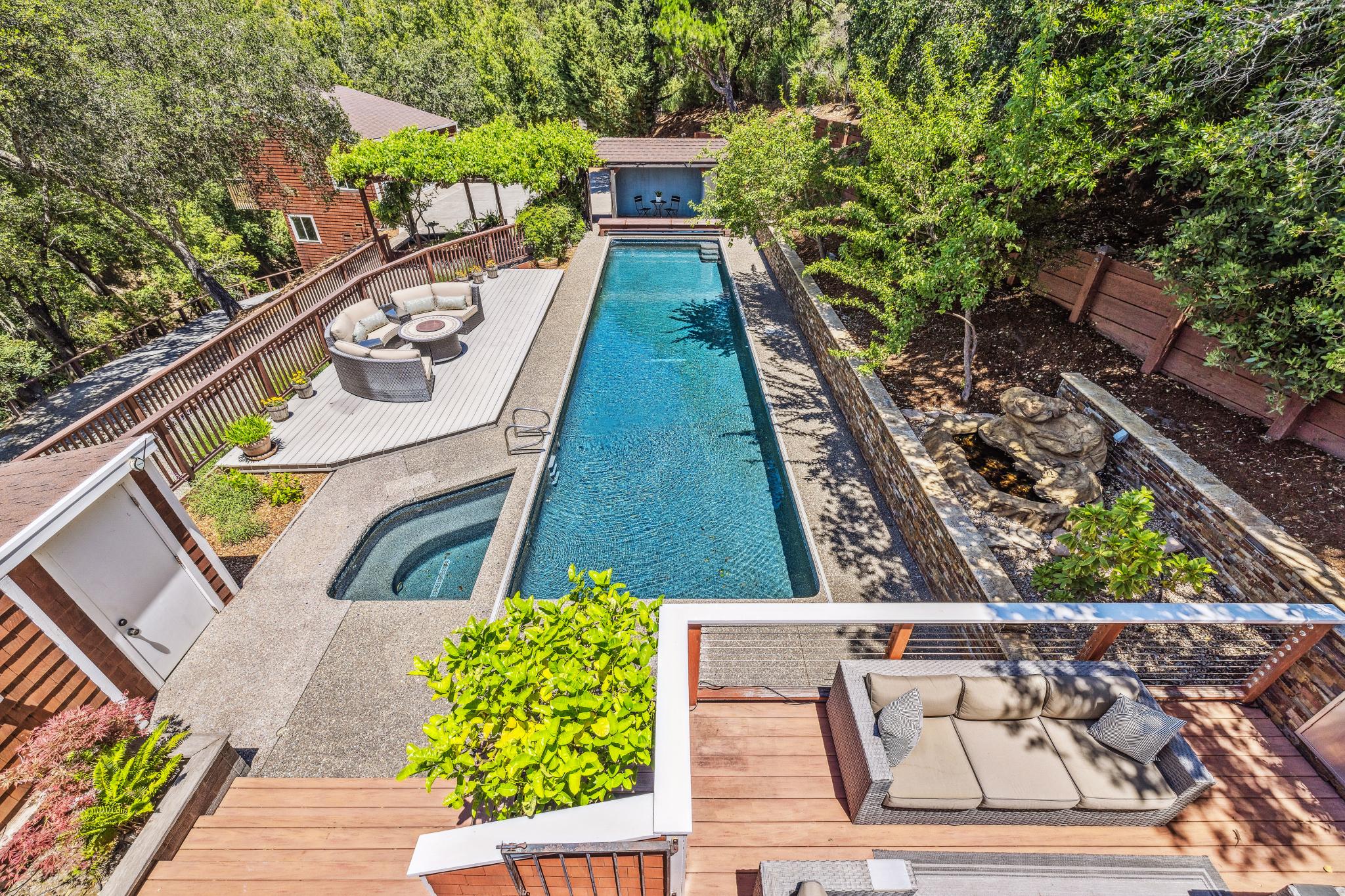 1676 Indian Valley Road 