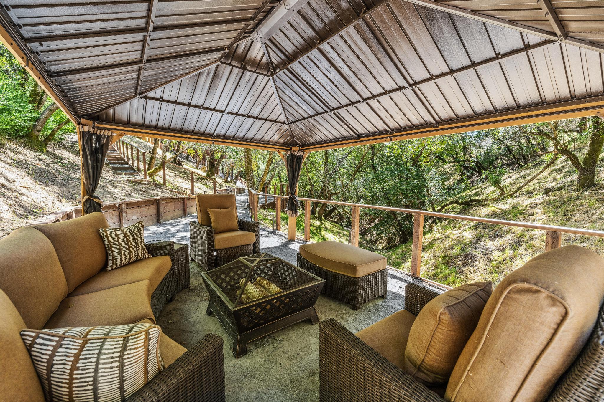 1676 Indian Valley Road 