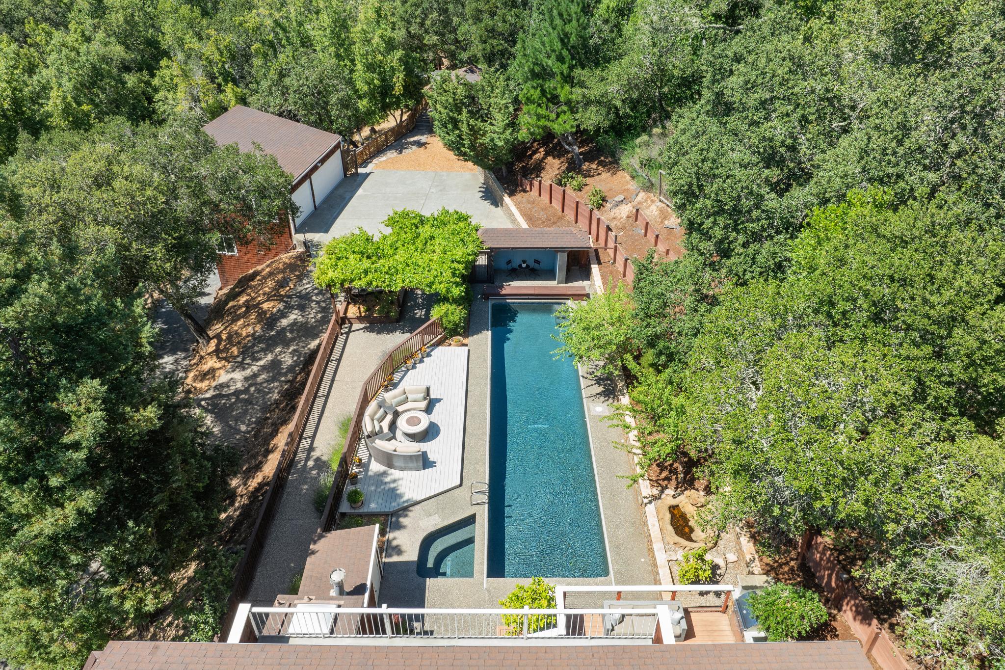 1676 Indian Valley Road 