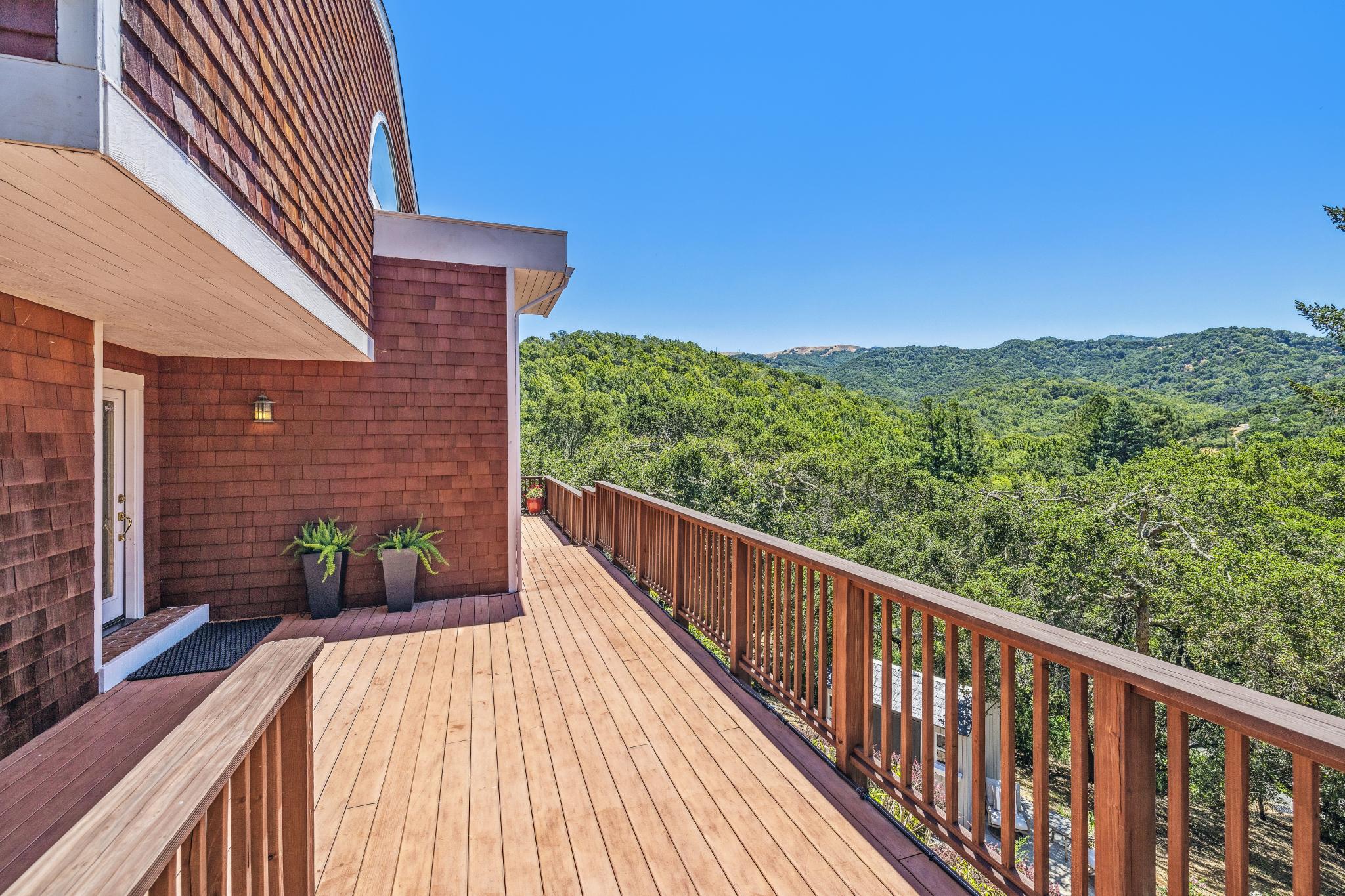 1676 Indian Valley Road 