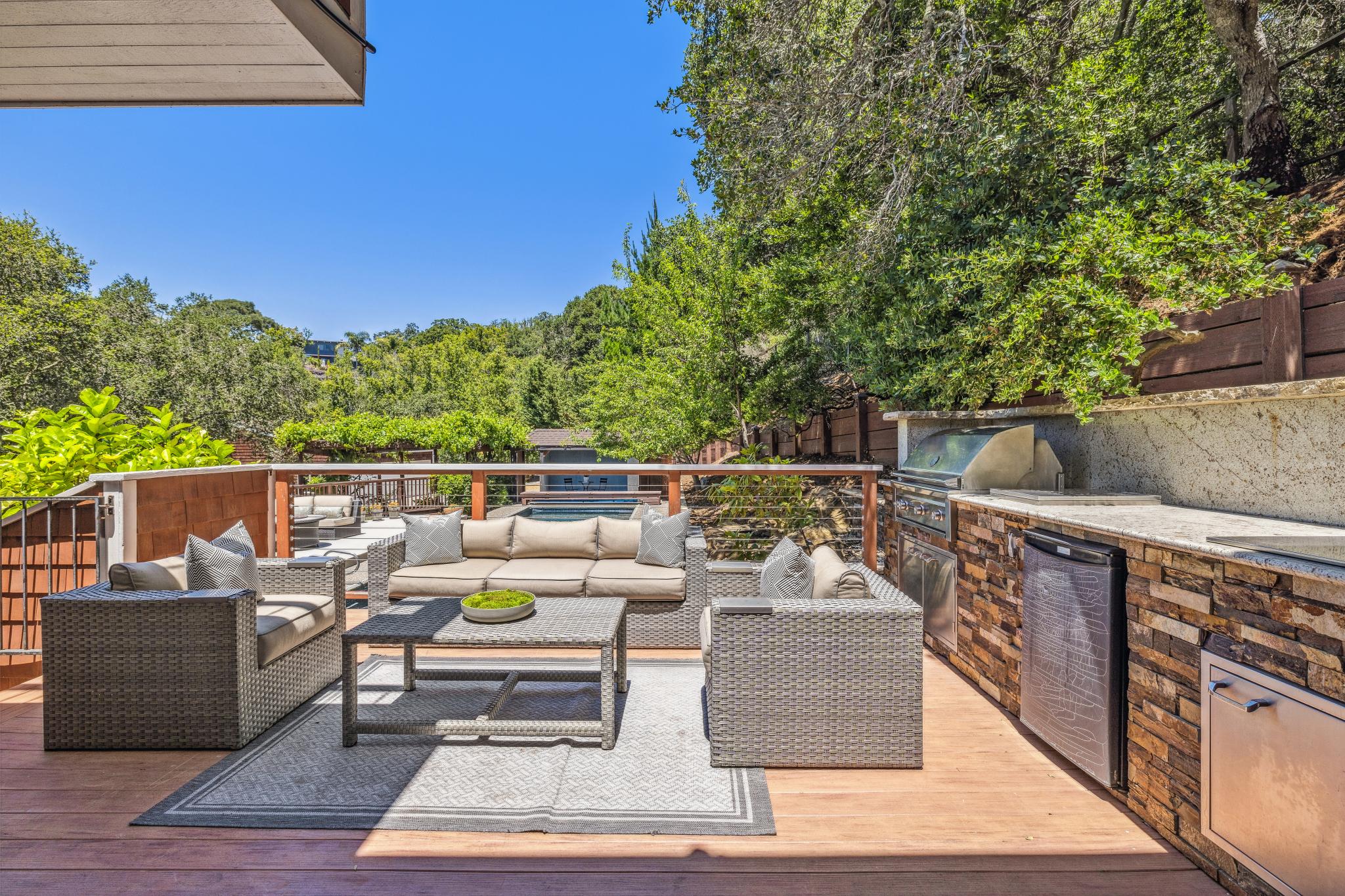 1676 Indian Valley Road 