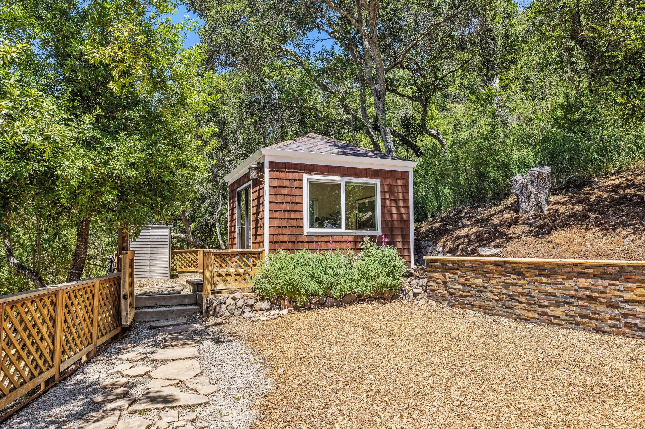 1676 Indian Valley Road 