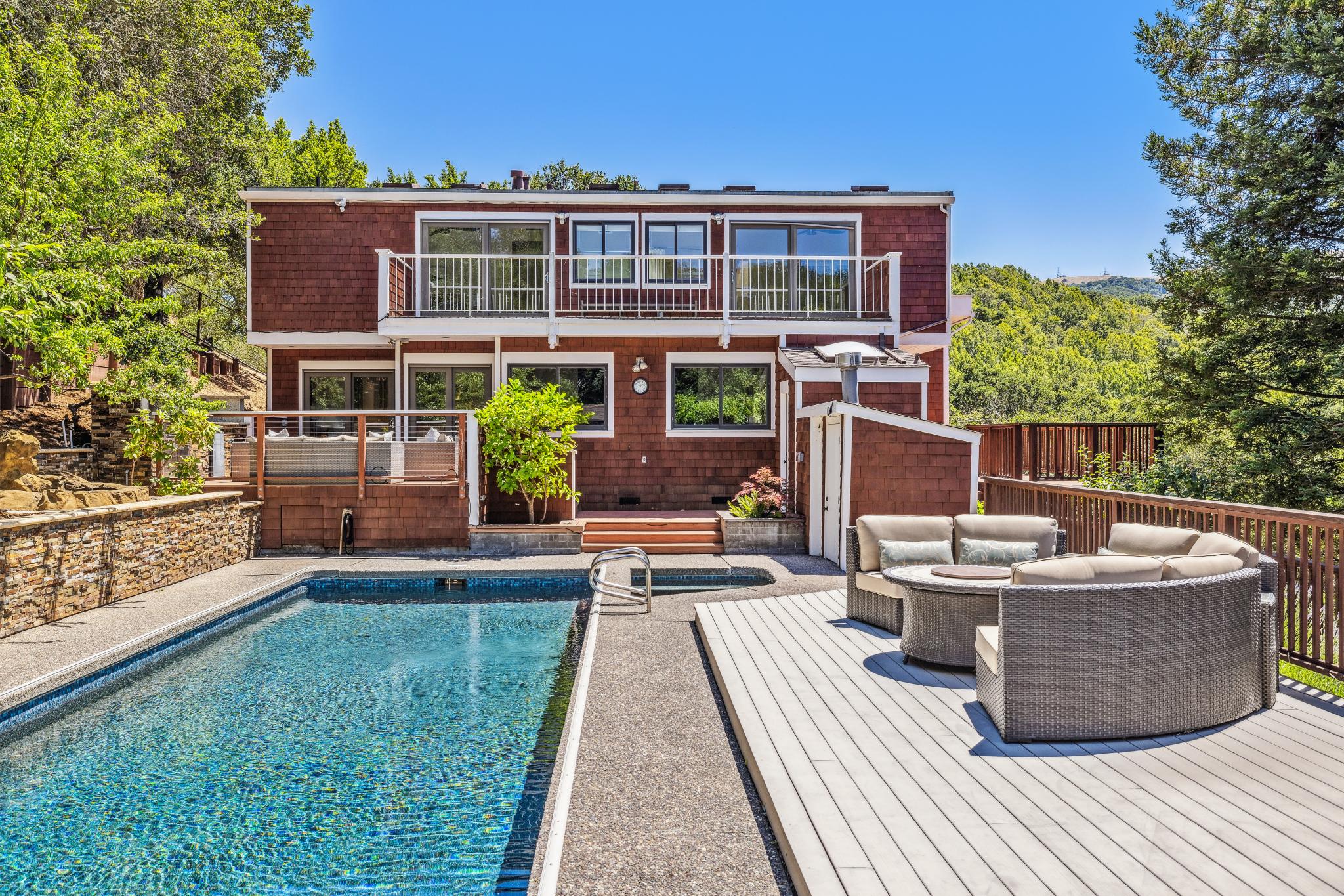 1676 Indian Valley Road 