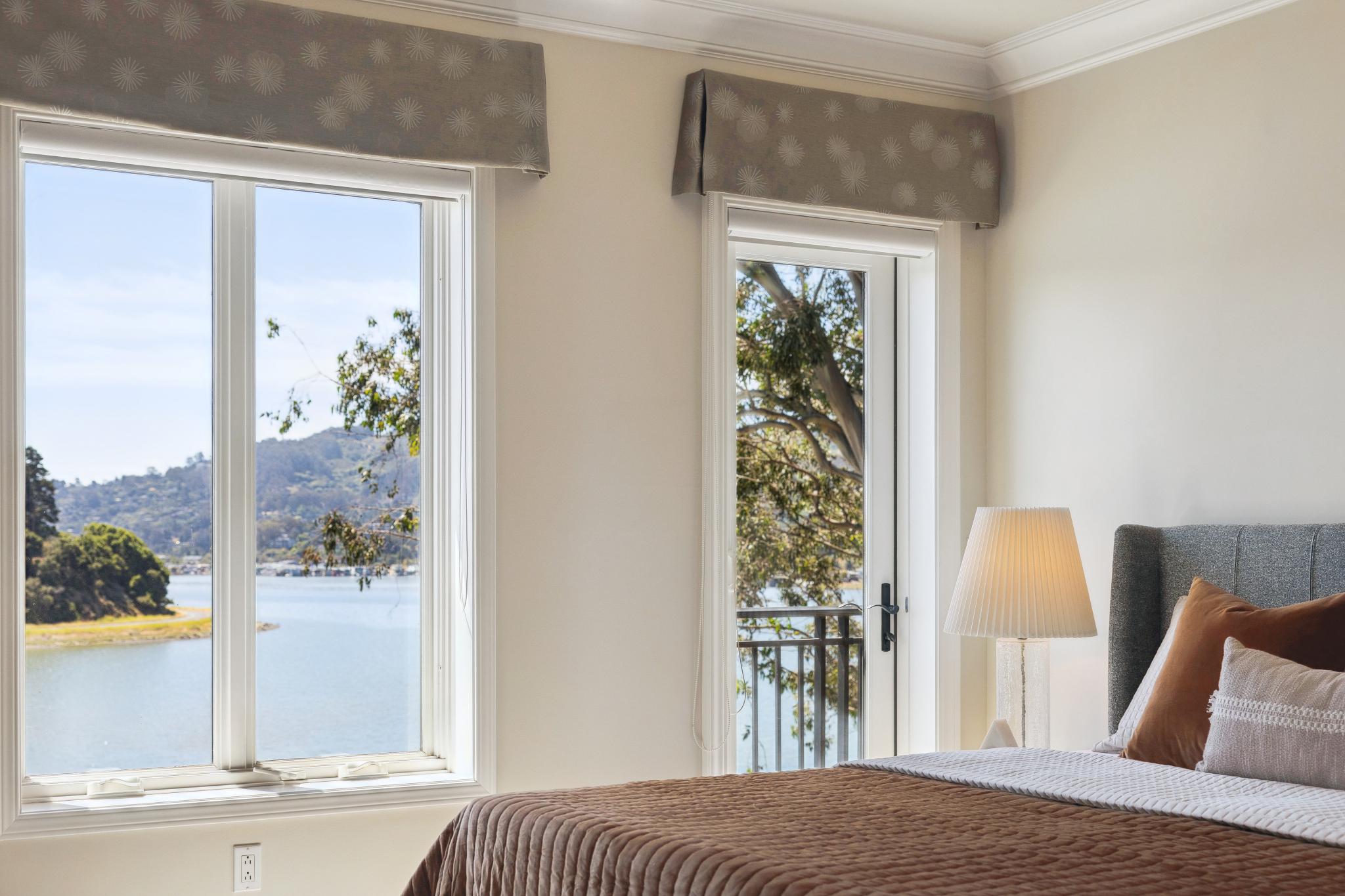 84 De Silva Island Drive 