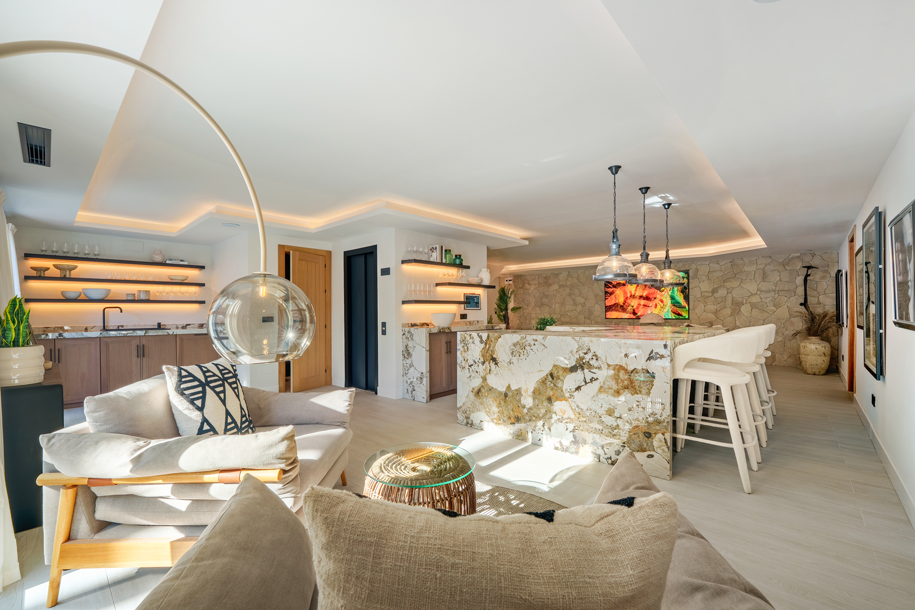 Avenida Calderón de la Barca s/n