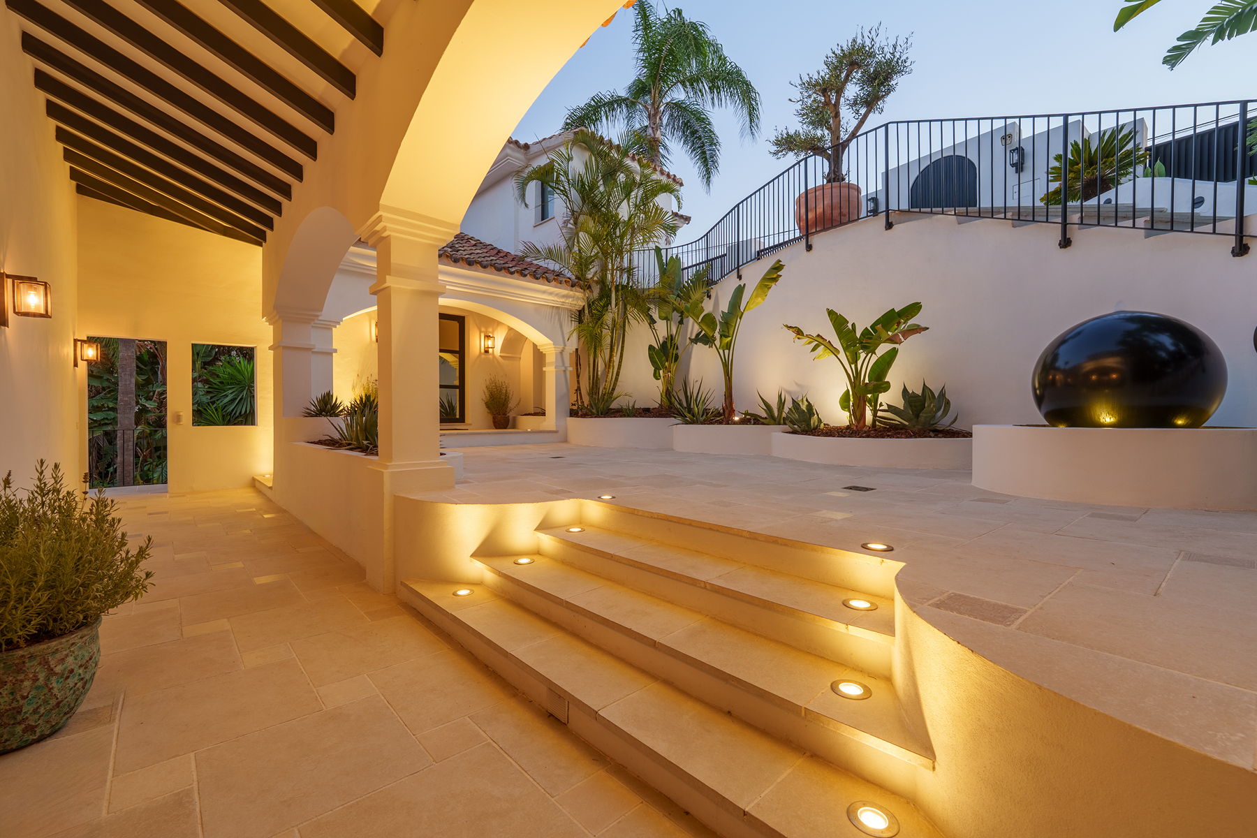 Avenida Calderón de la Barca s/n