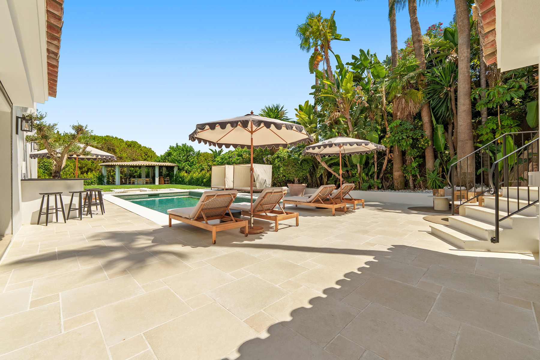 Avenida Calderón de la Barca s/n